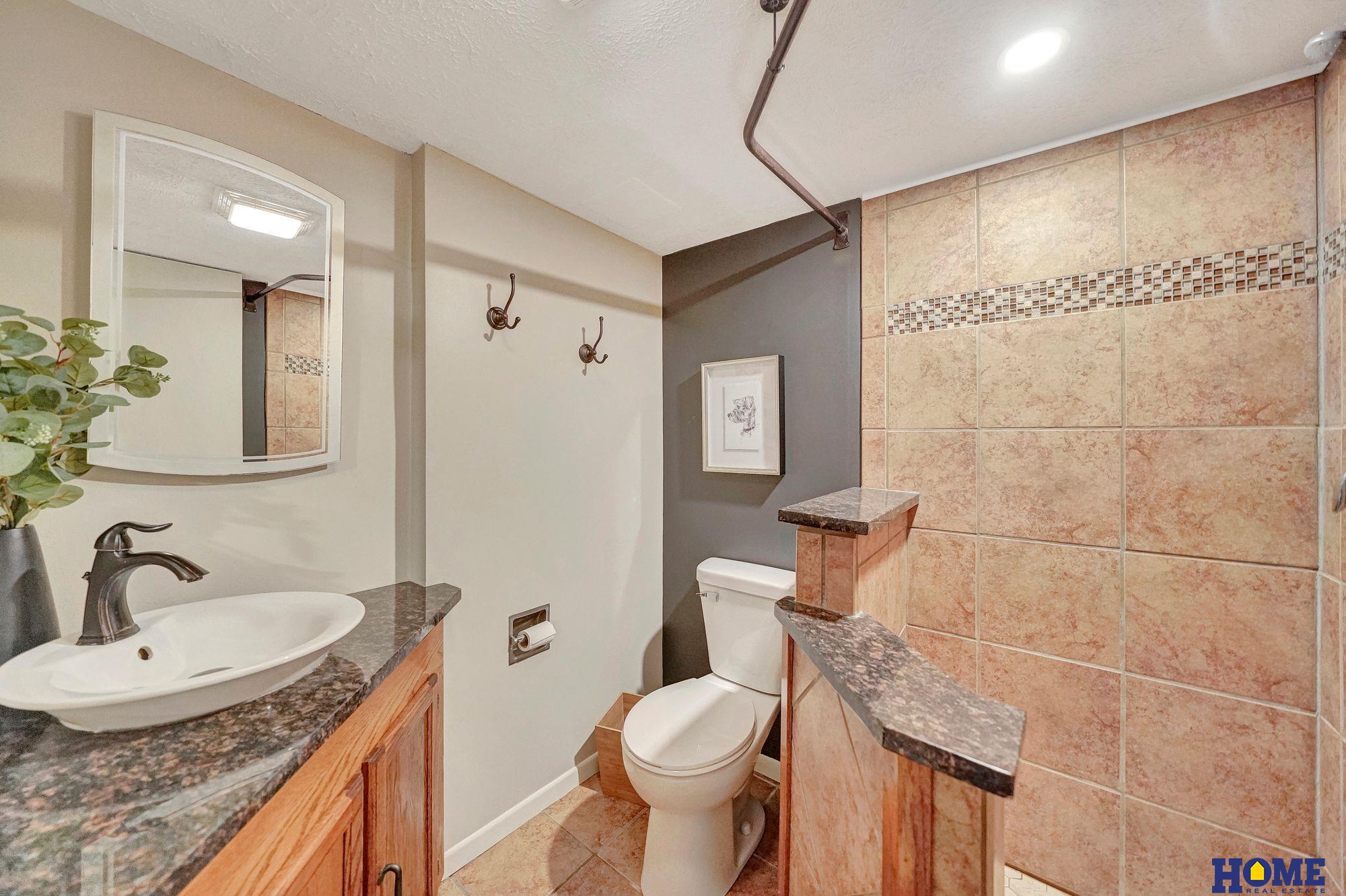 7145 Holdrege Street