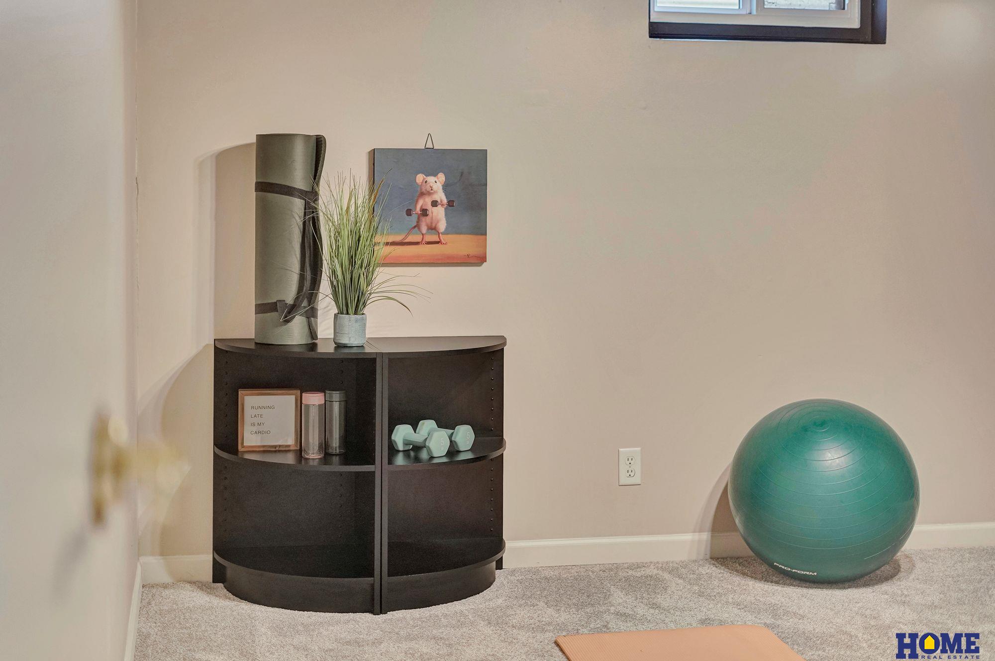 7145 Holdrege Street