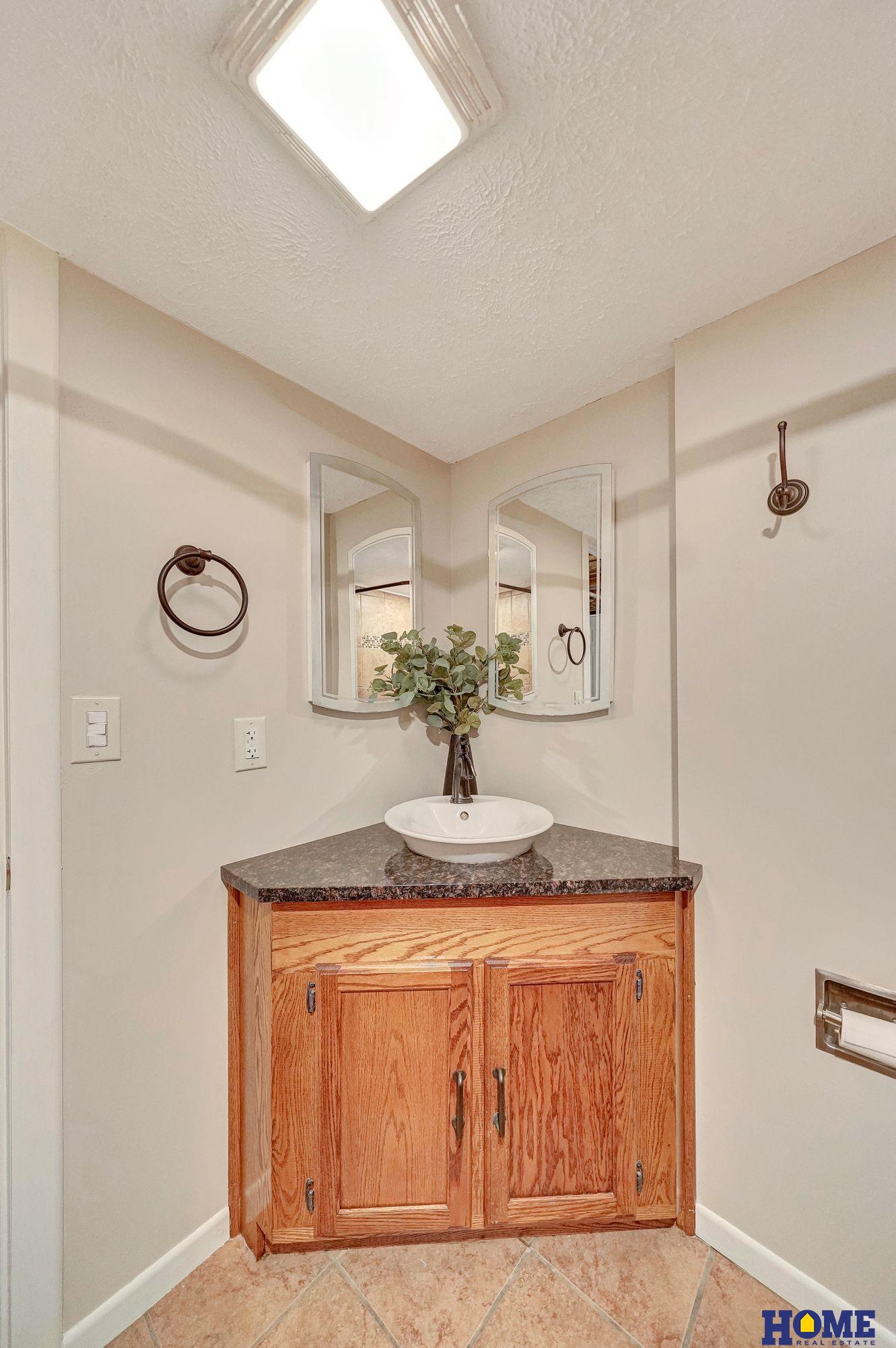 7145 Holdrege Street