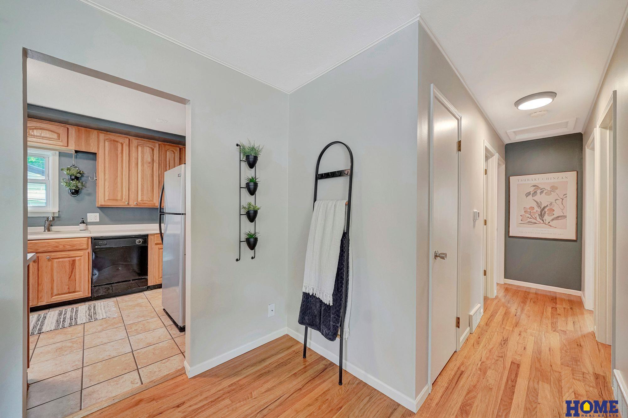 7145 Holdrege Street