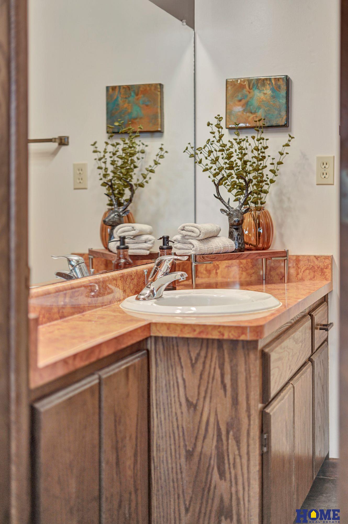 5316 S 65th Street Circle