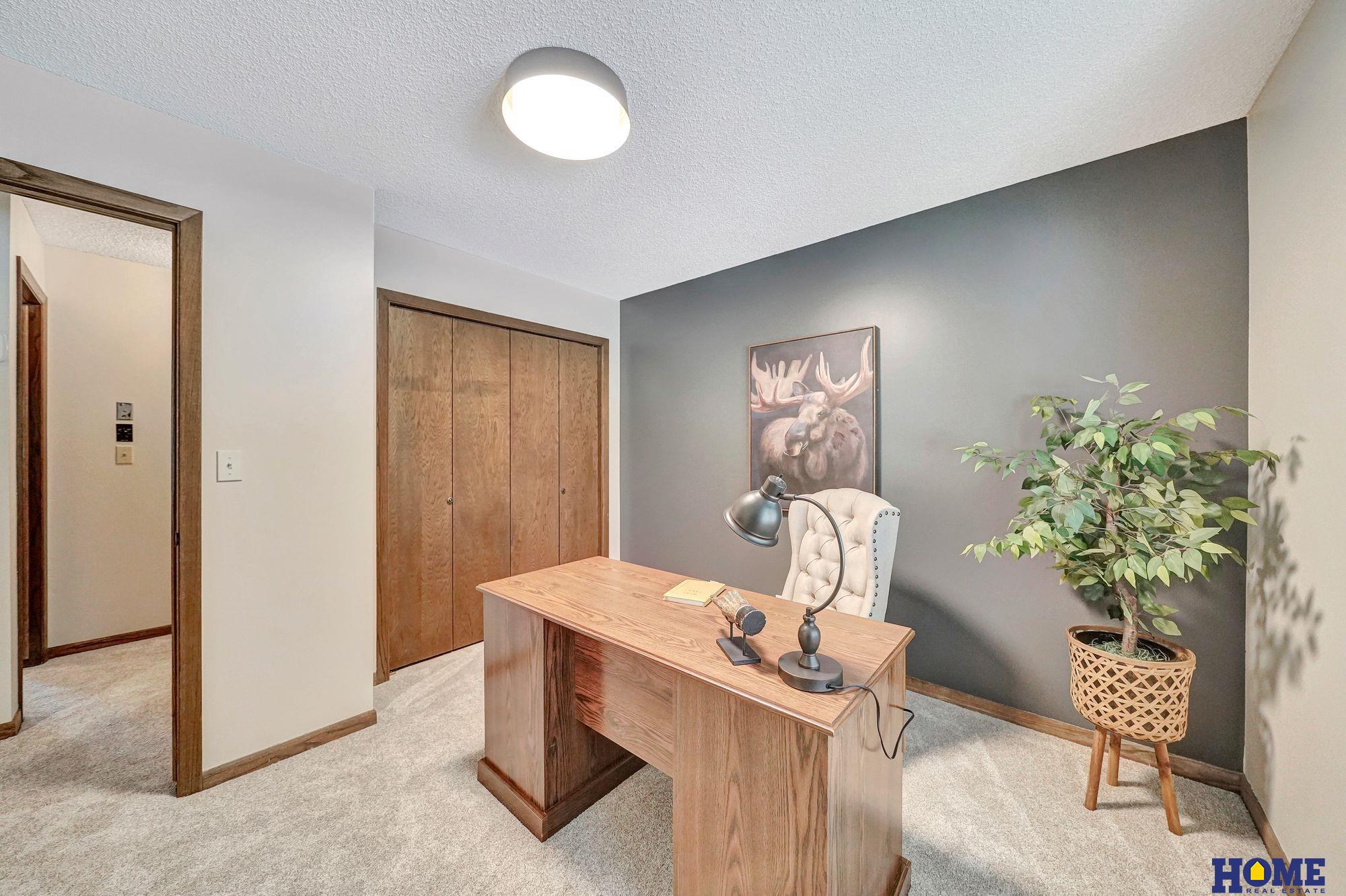 5316 S 65th Street Circle