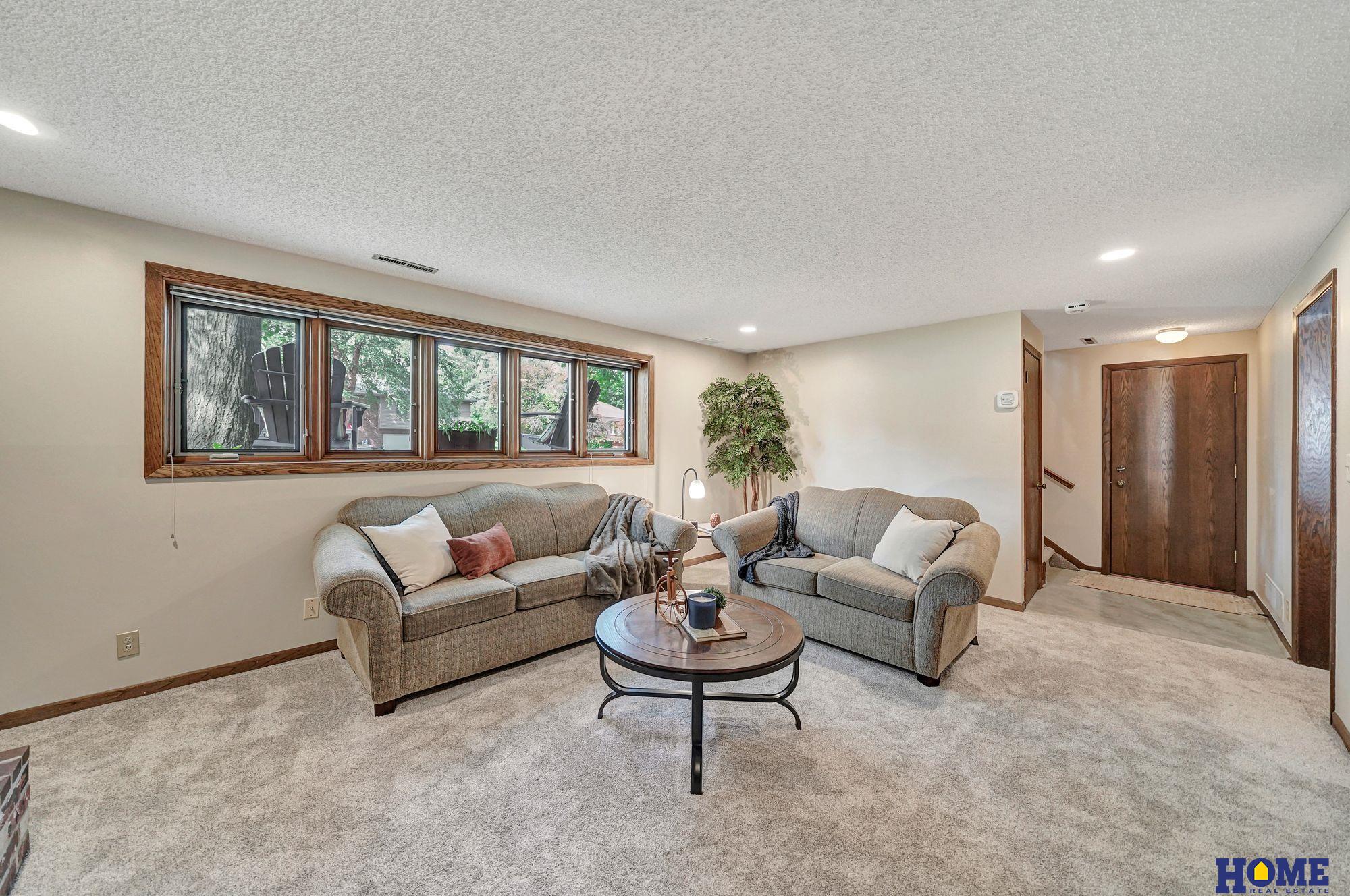 5316 S 65th Street Circle