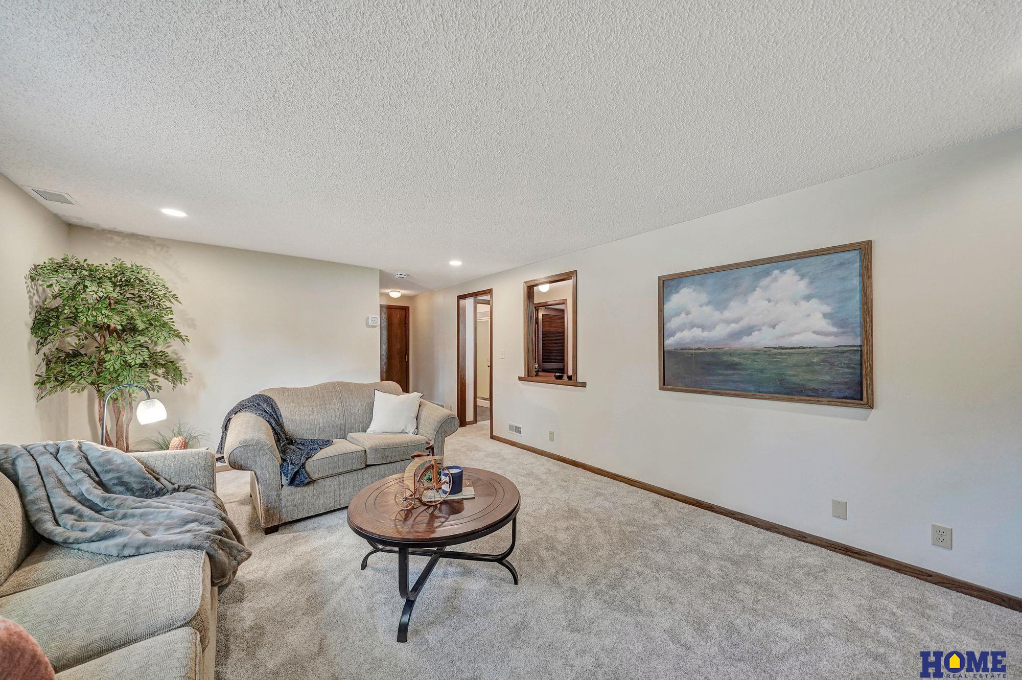 5316 S 65th Street Circle