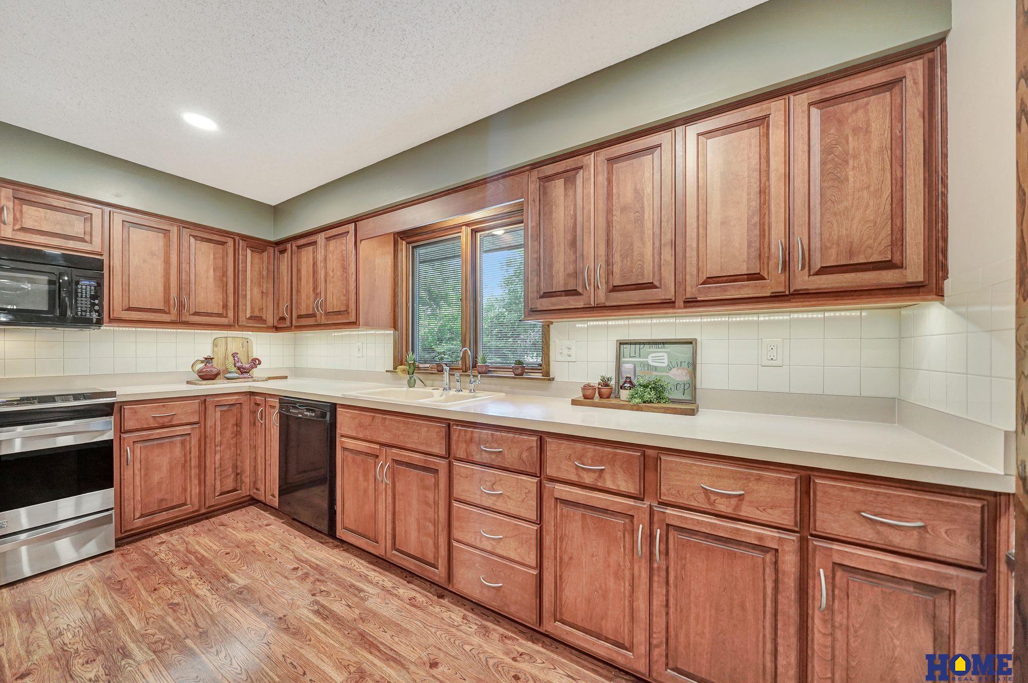 5316 S 65th Street Circle