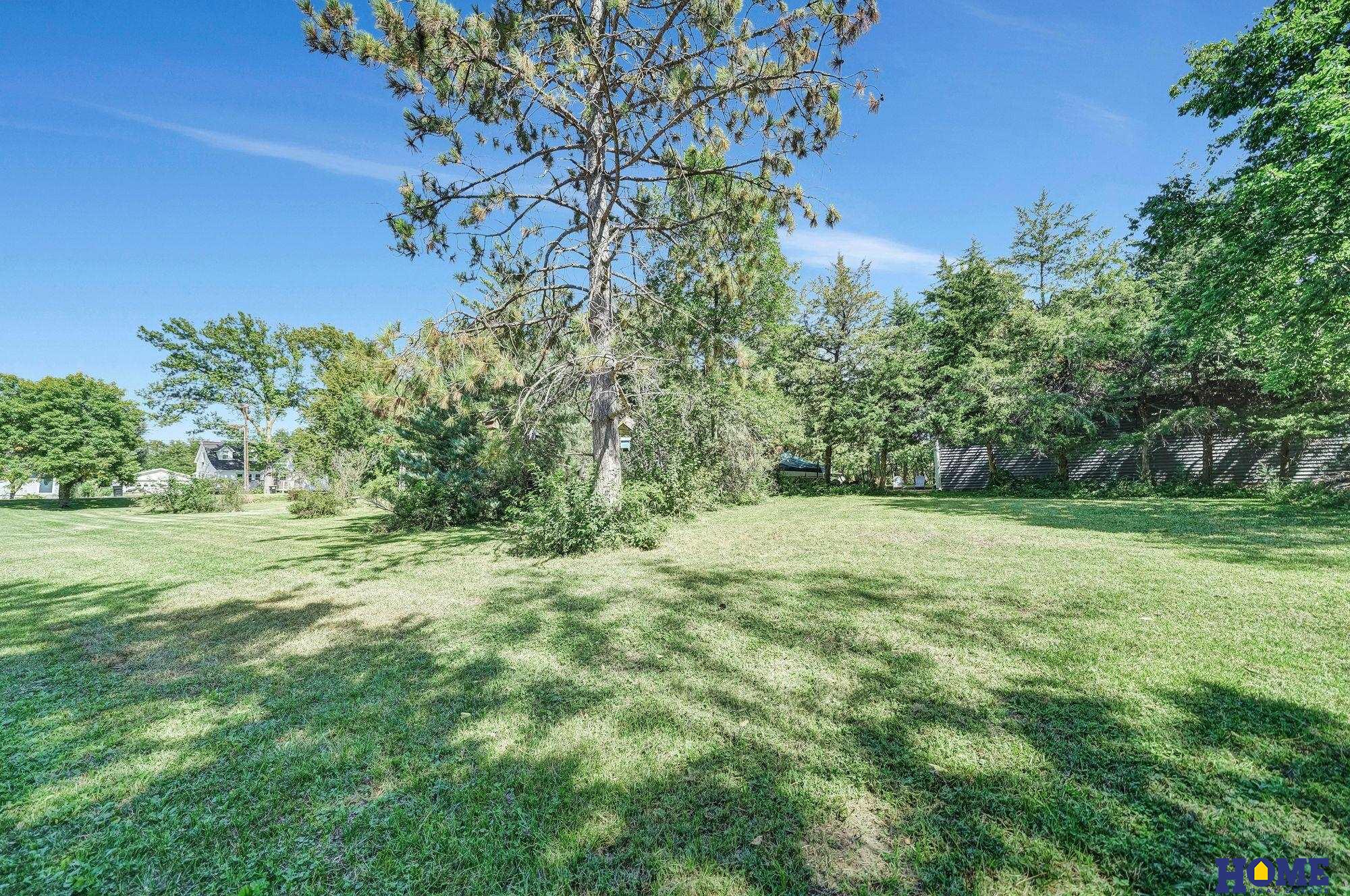 835 W Burnham Street