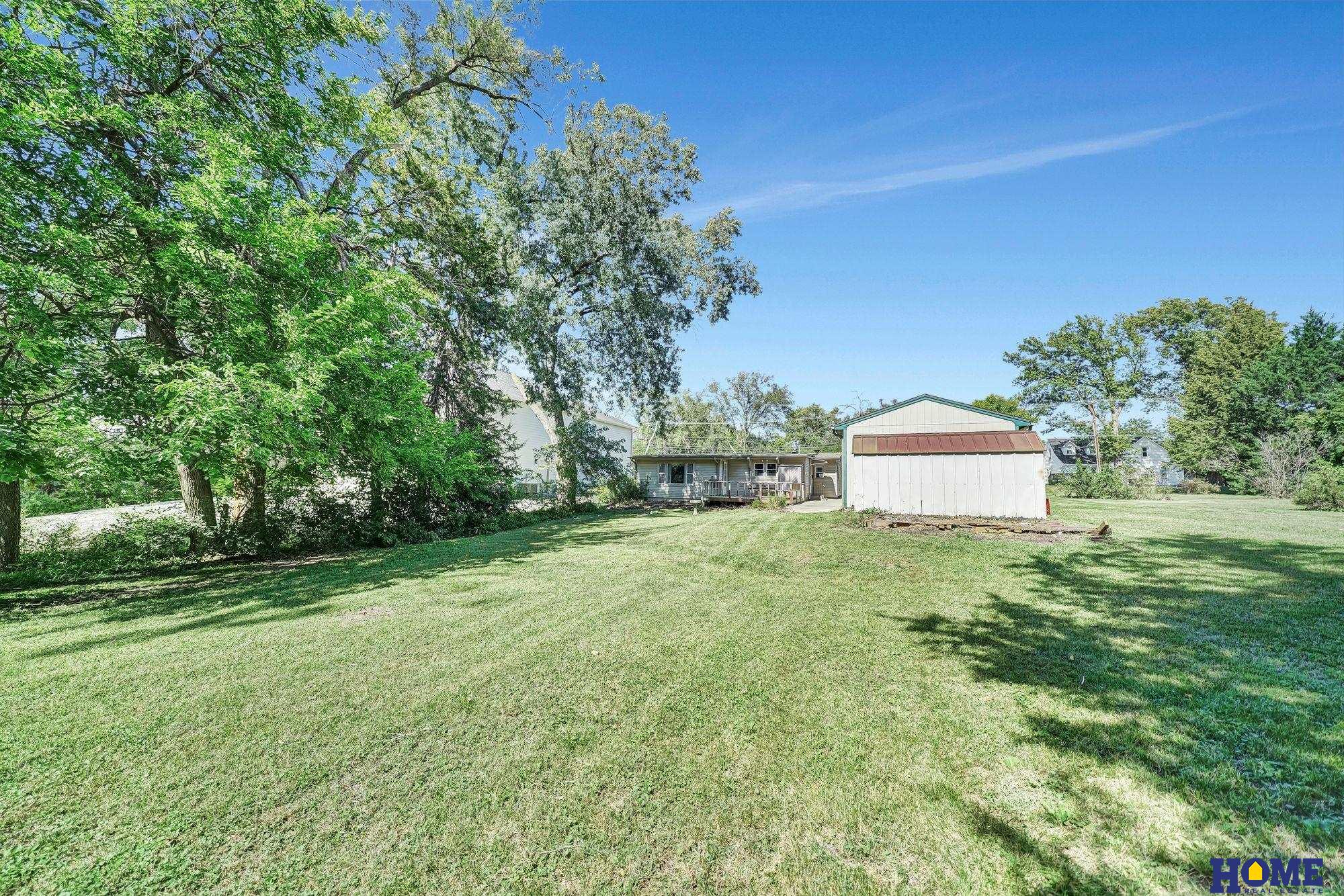 835 W Burnham Street