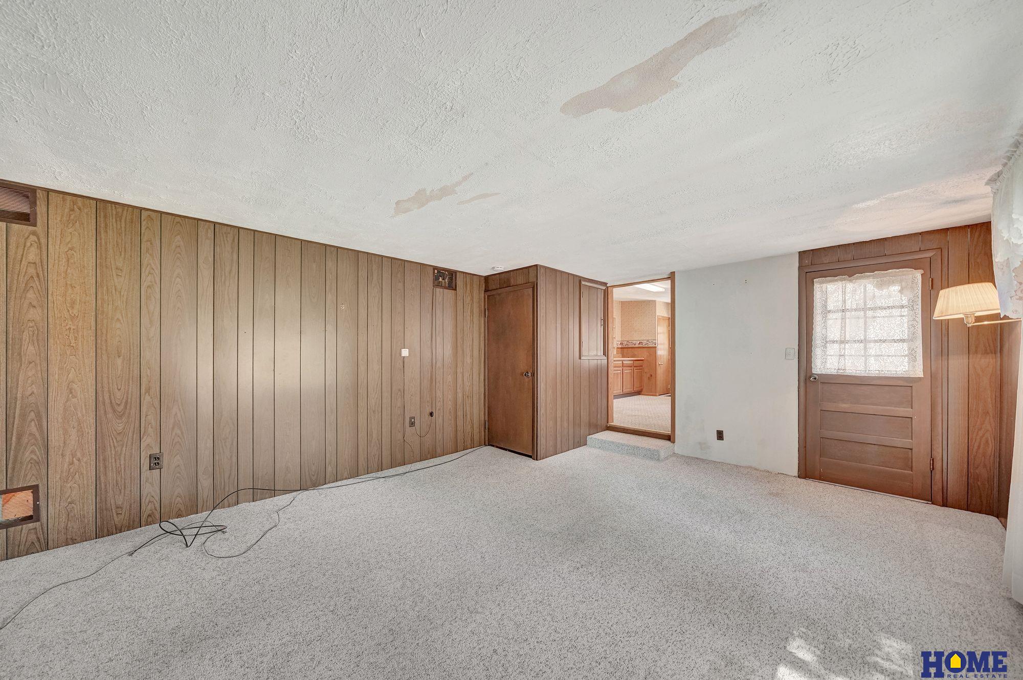 835 W Burnham Street