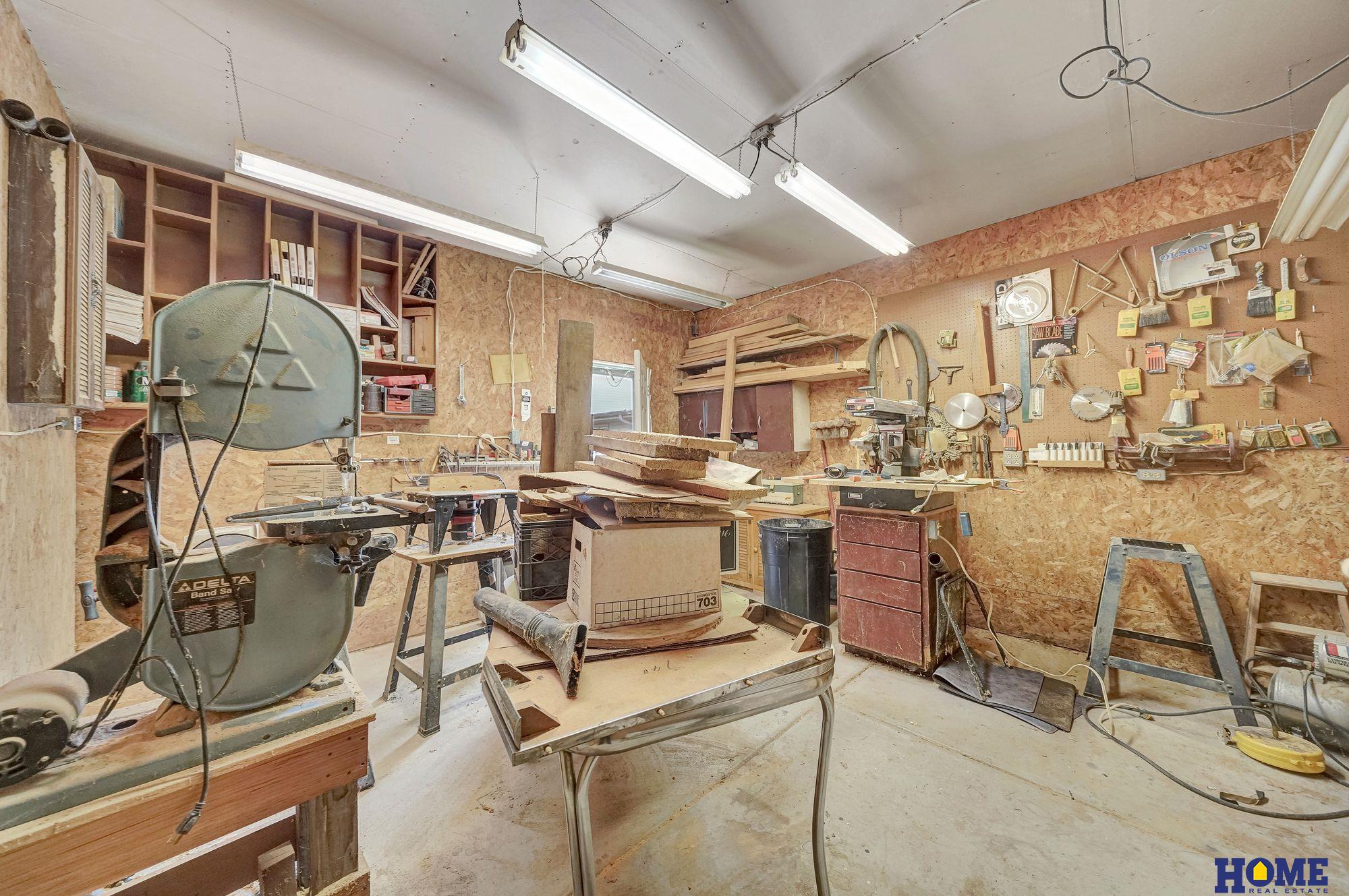 835 W Burnham Street