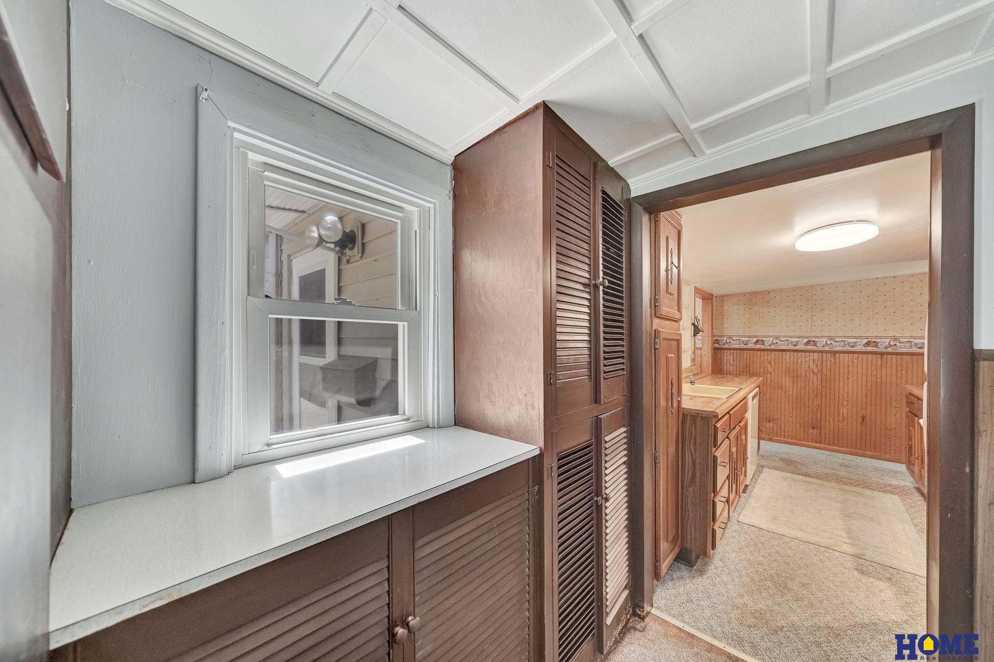 835 W Burnham Street