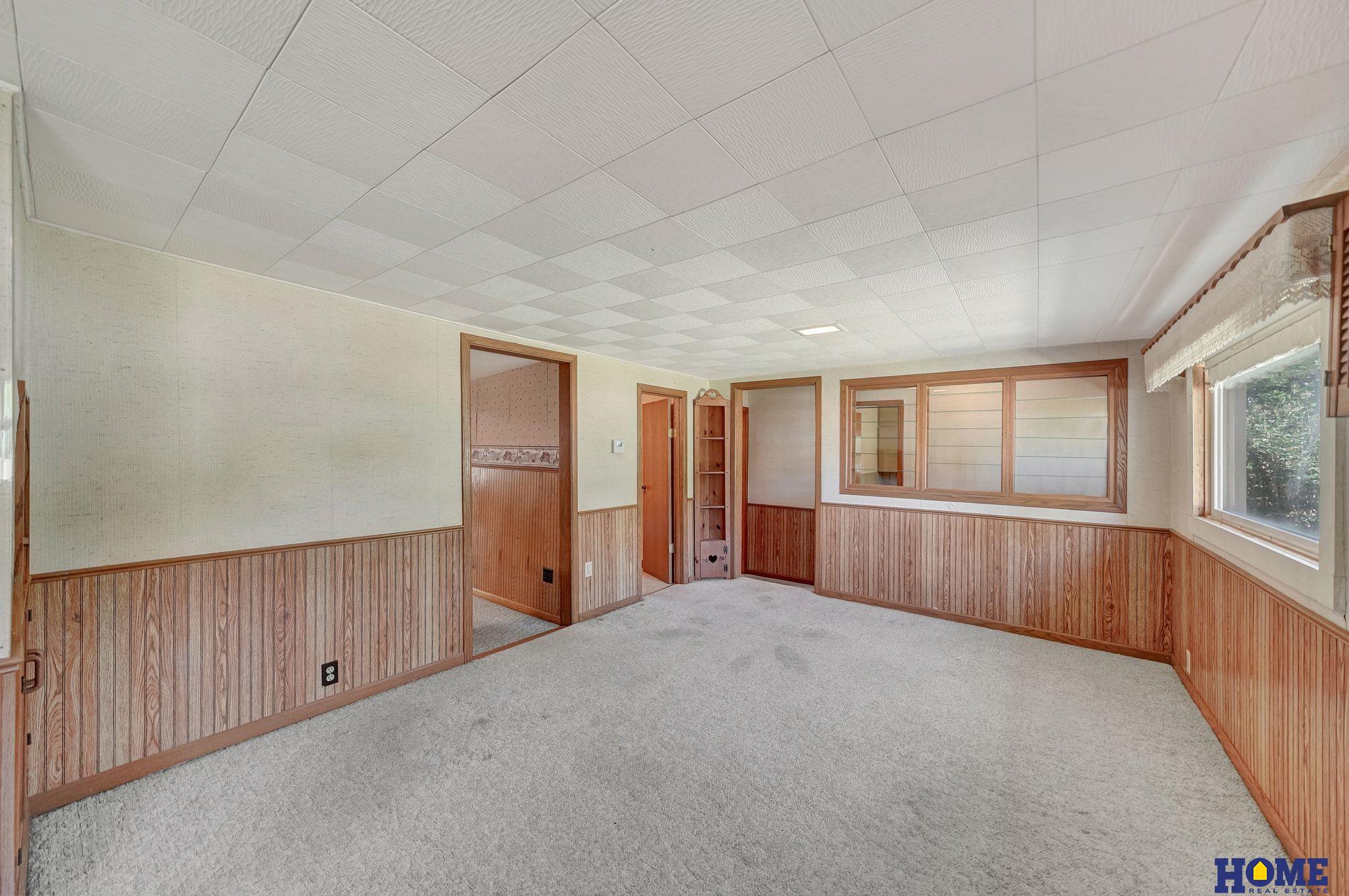 835 W Burnham Street