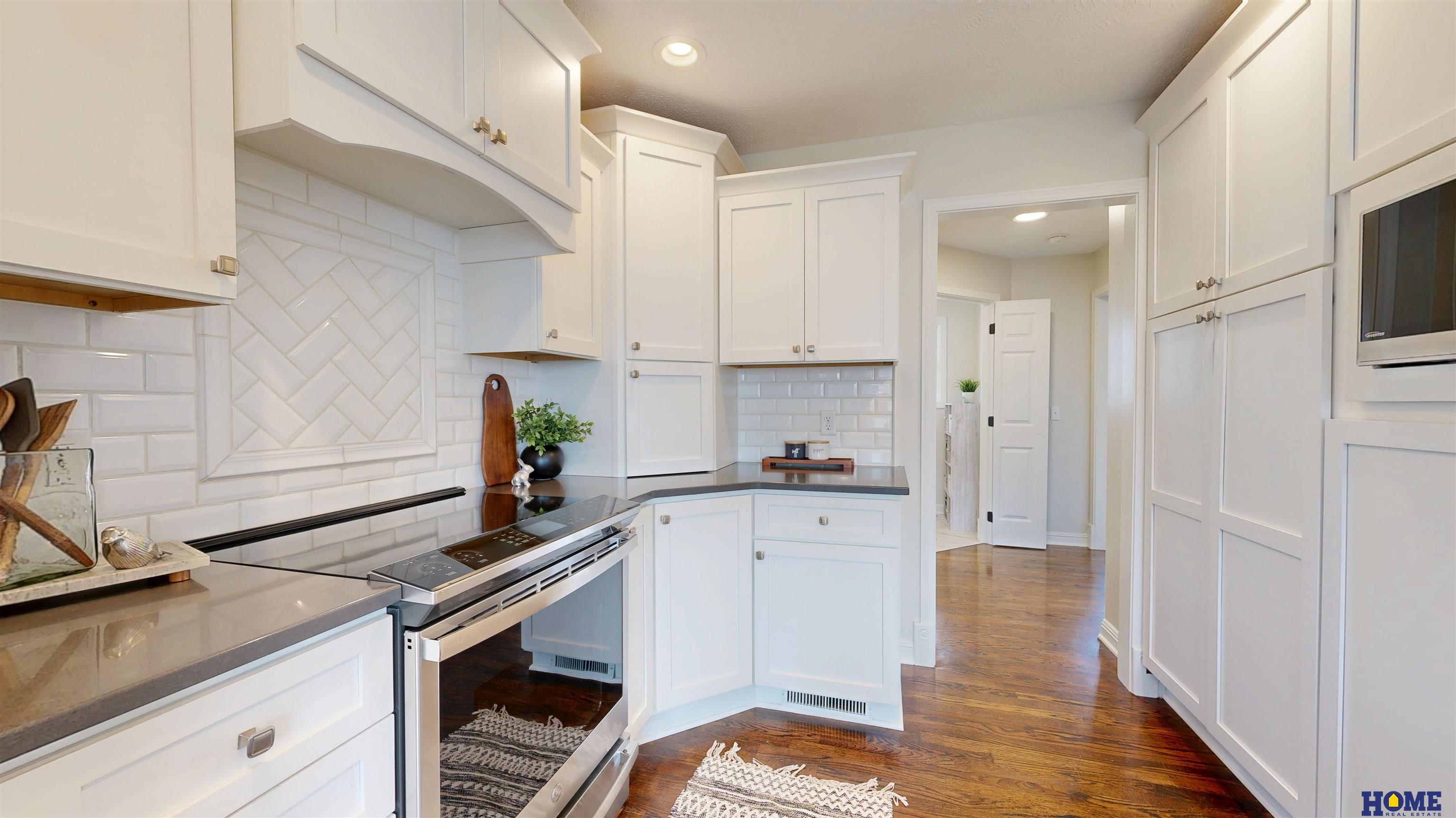 6130 Cheney Ridge Circle