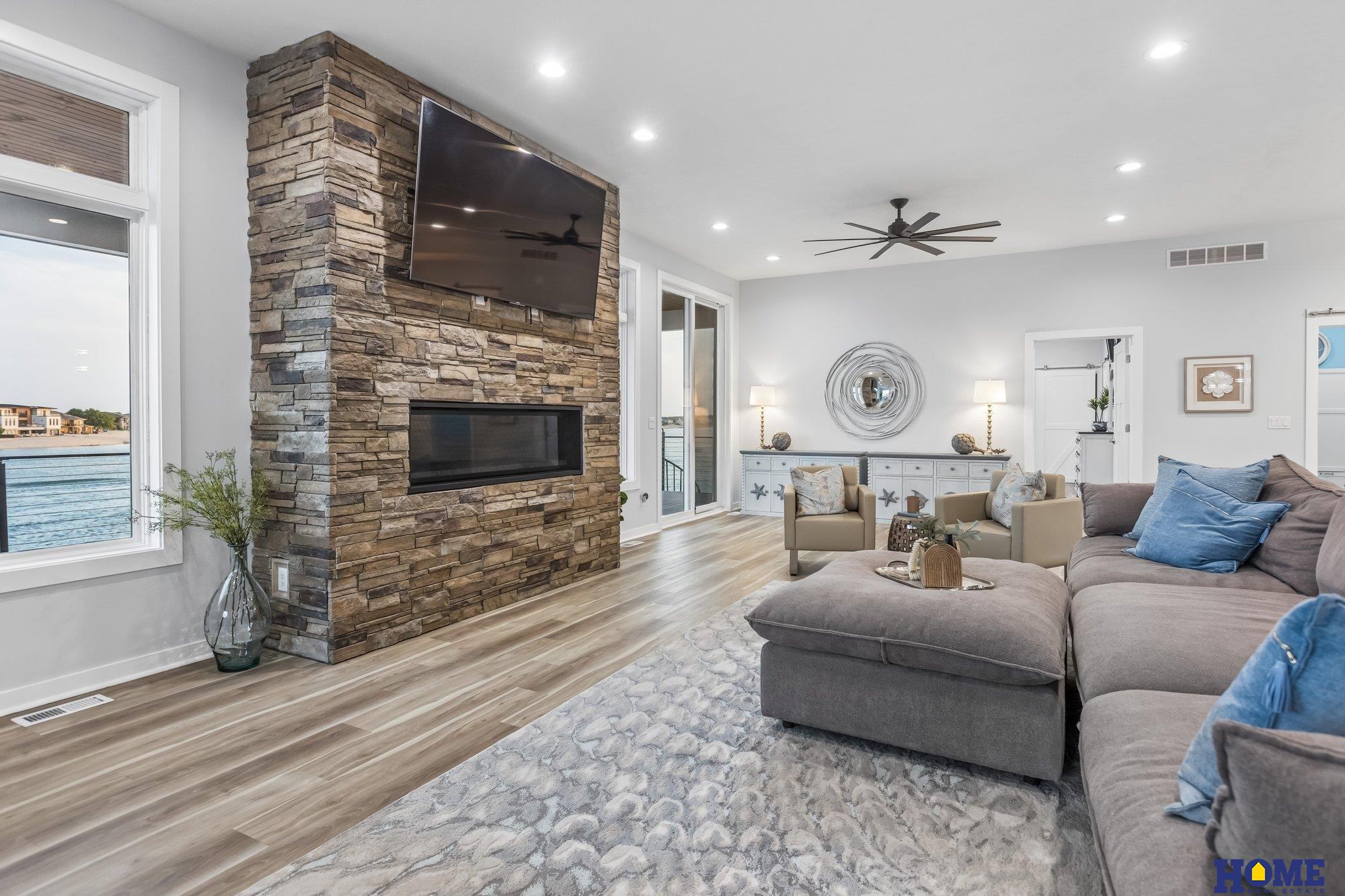 734 Cobblestone Pointe
