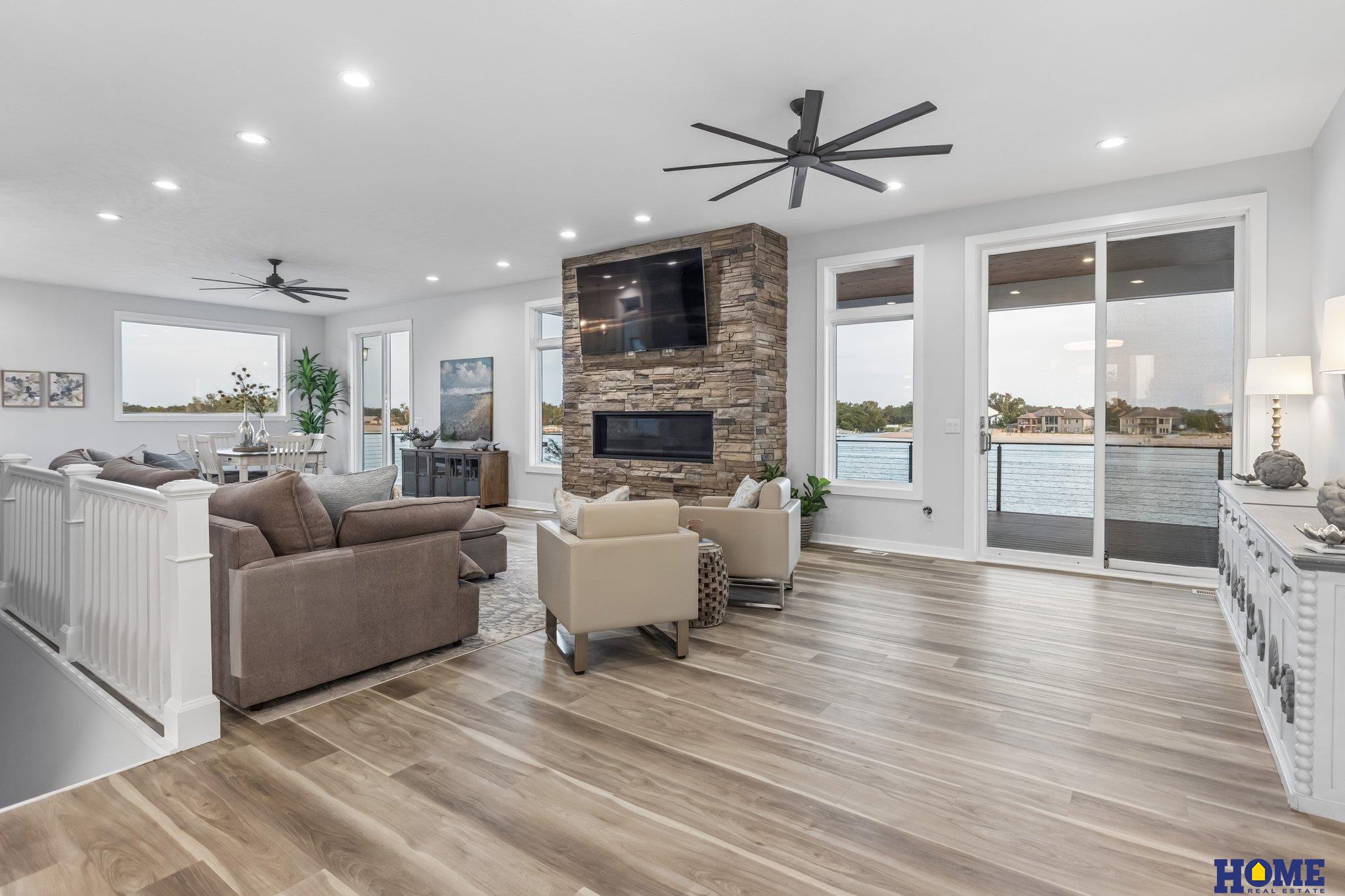 734 Cobblestone Pointe