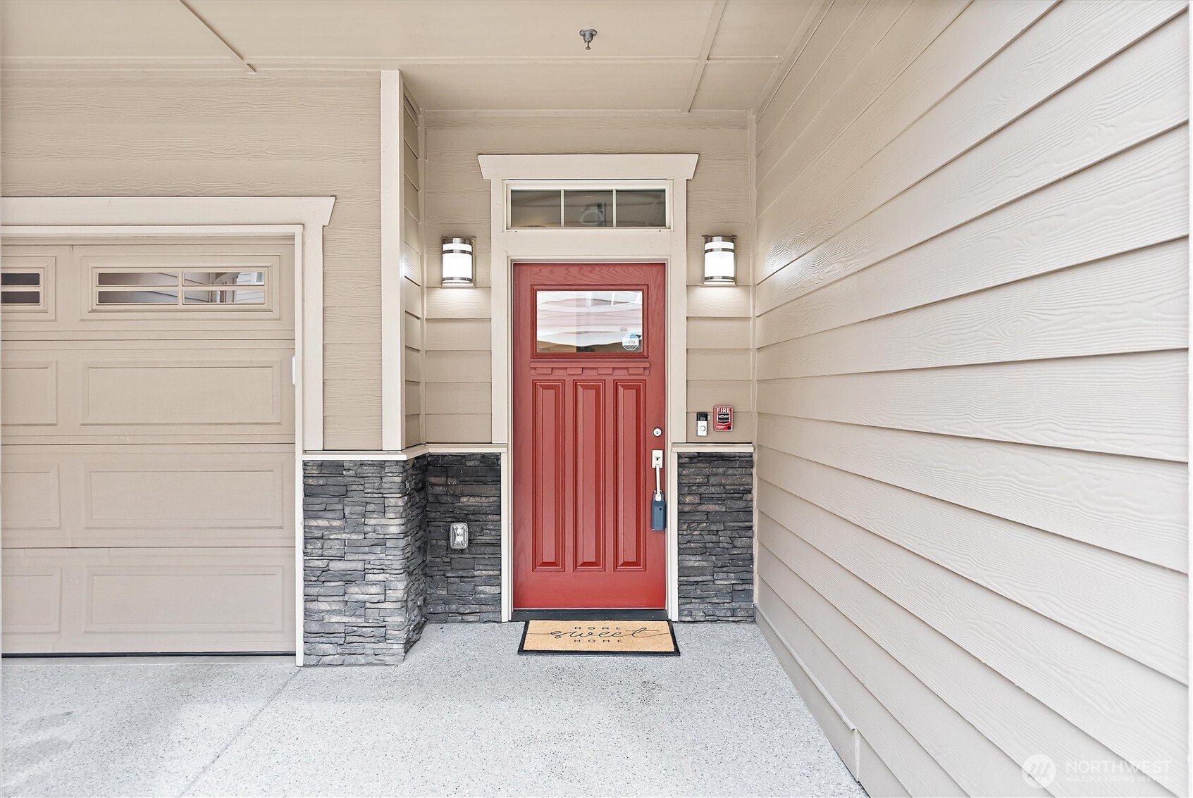 4000 NE 3rd Place Unit: 5