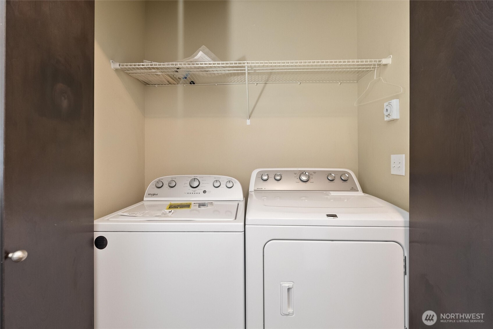 4000 NE 3rd Place Unit: 5