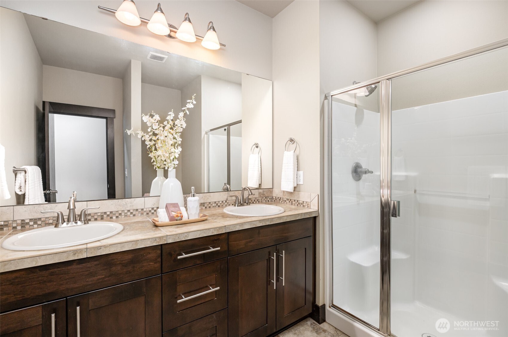 4000 NE 3rd Place Unit: 5