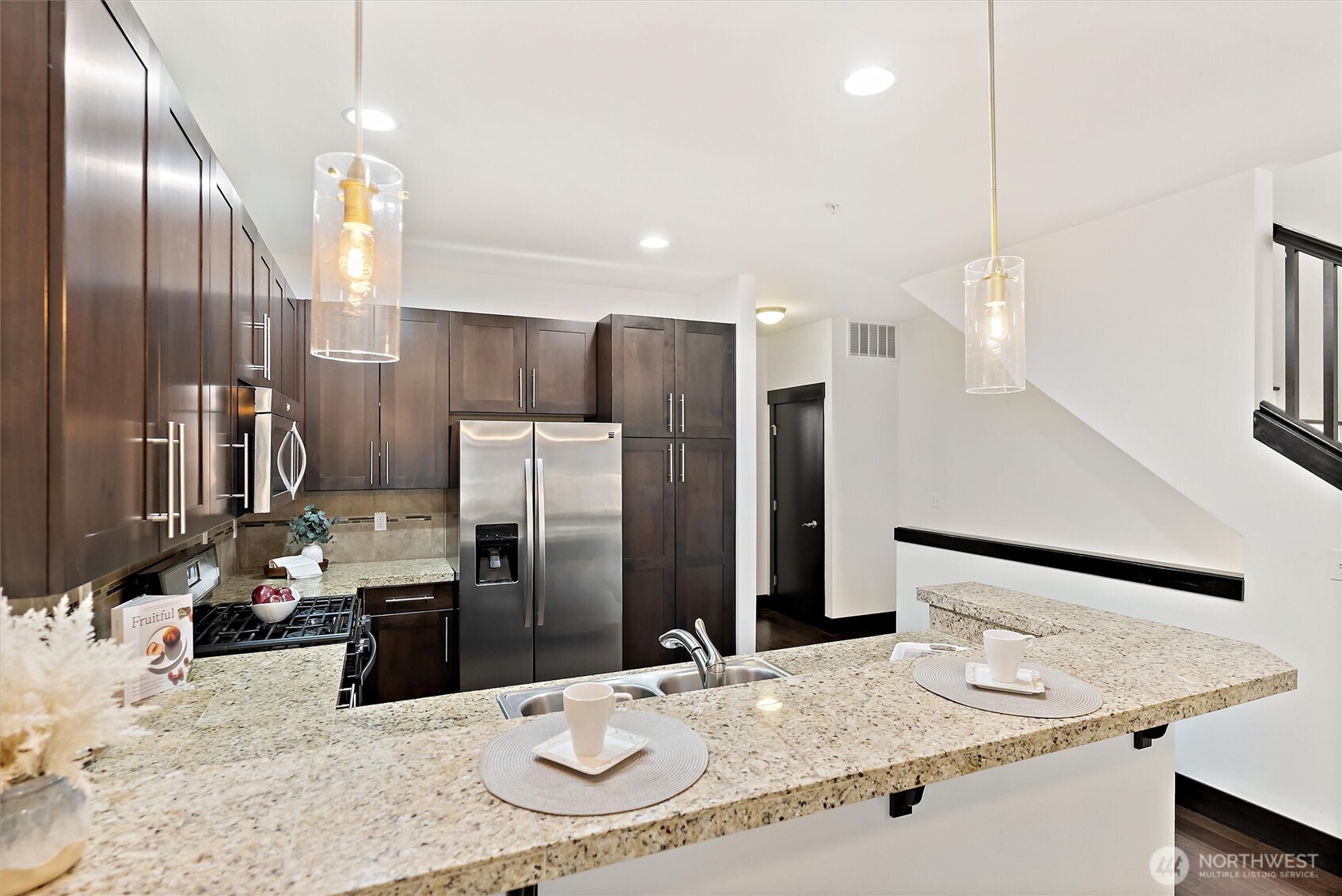 4000 NE 3rd Place Unit: 5