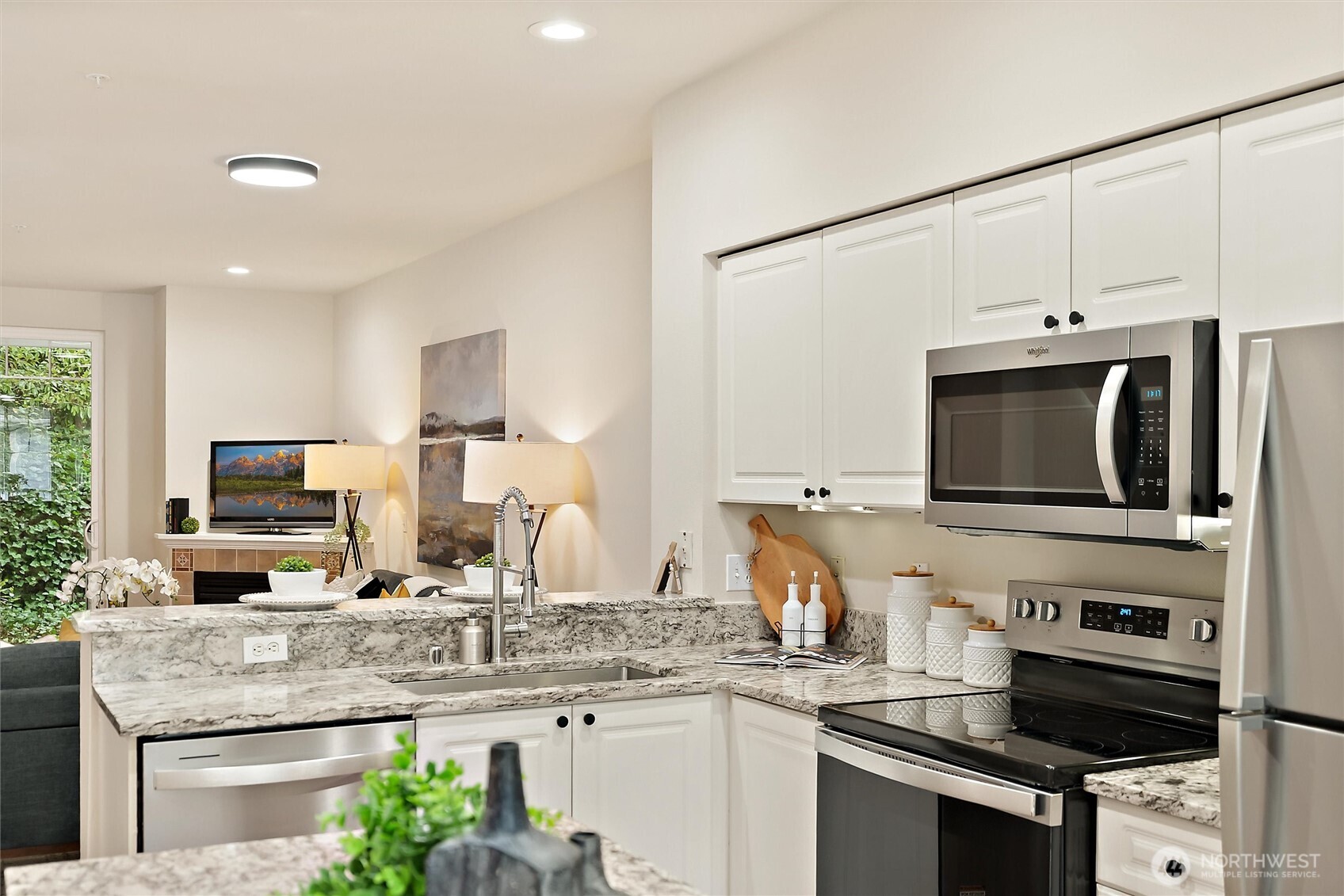 16125 Juanita-Woodinville Way NE Unit: 1106