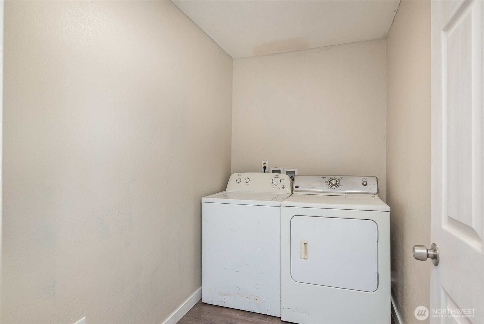 1013 1015 76th Street Ct E Unit: 1-8