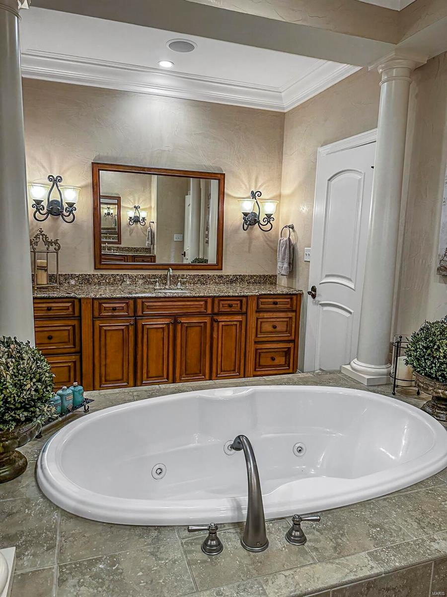 18042 Homestead Manor Drive