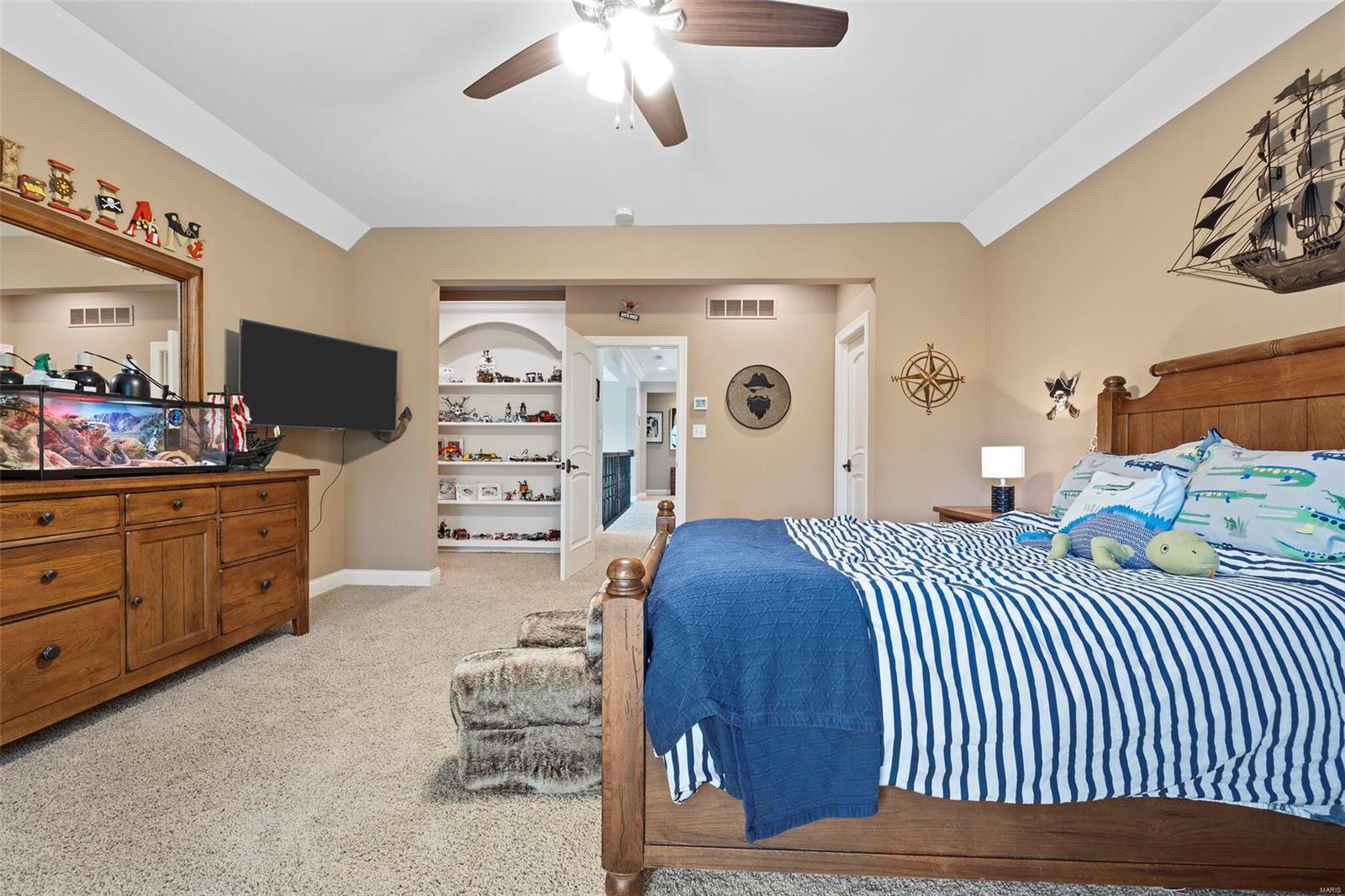 18042 Homestead Manor Drive