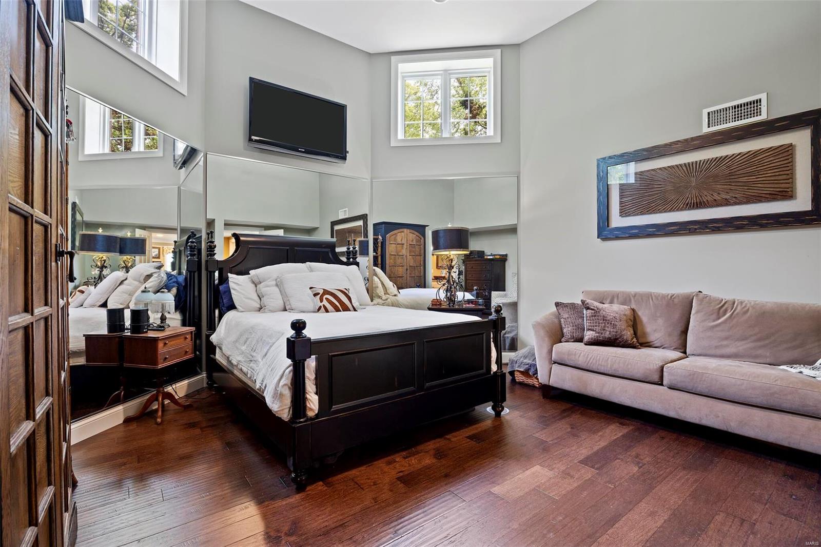 18042 Homestead Manor Drive