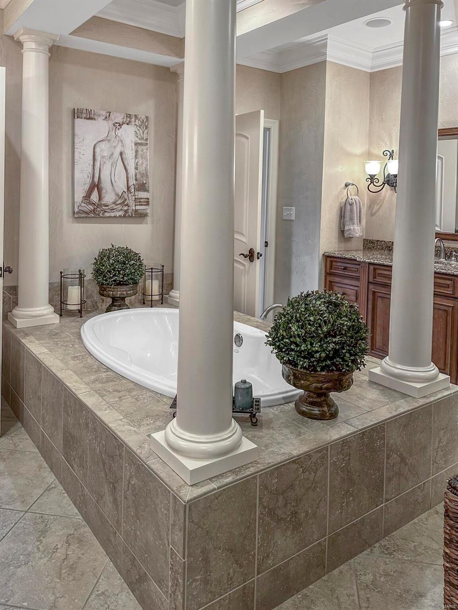 18042 Homestead Manor Drive