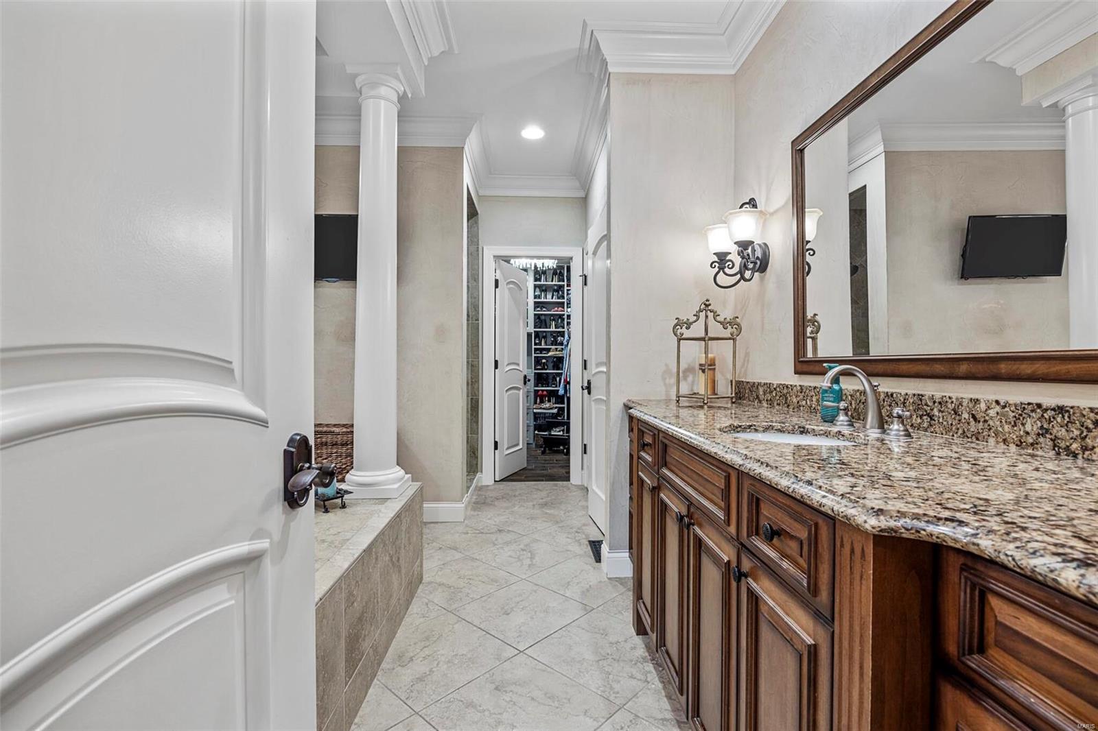 18042 Homestead Manor Drive