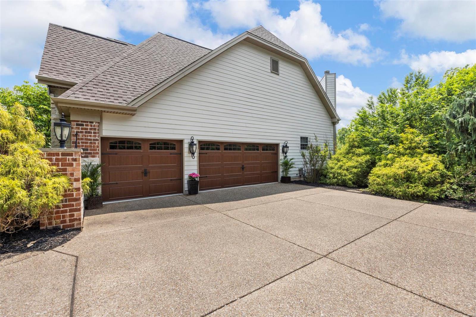 18042 Homestead Manor Drive