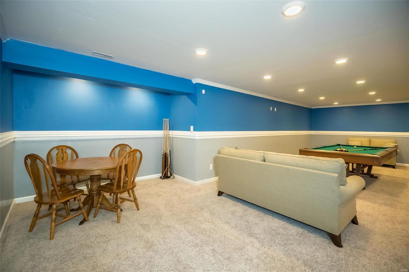 5528 Mirasol Manor Way