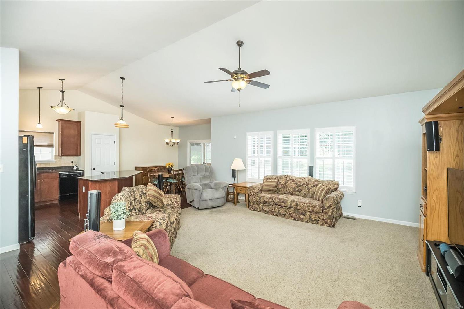 5528 Mirasol Manor Way