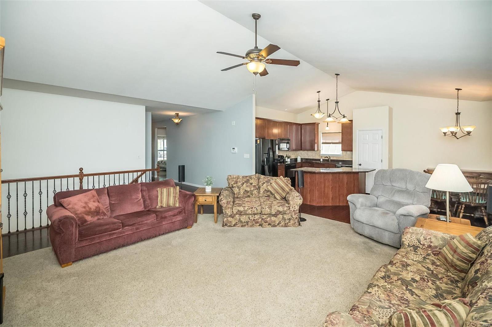 5528 Mirasol Manor Way