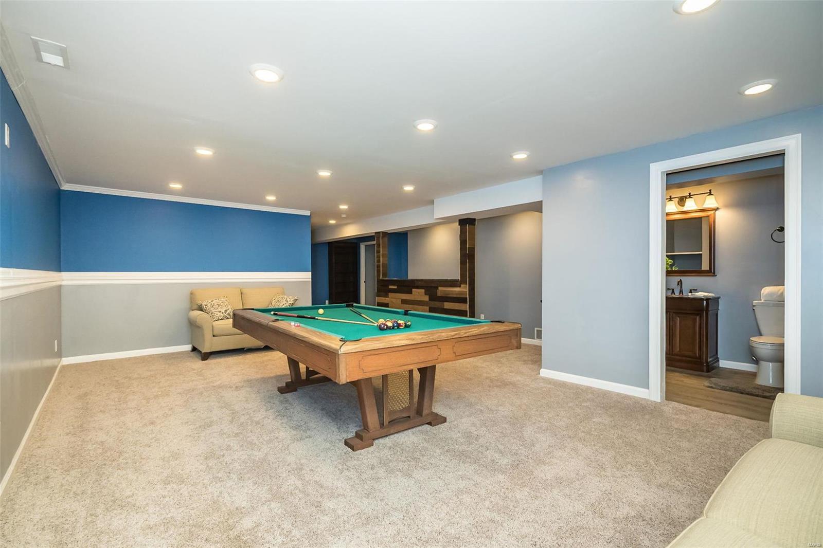 5528 Mirasol Manor Way