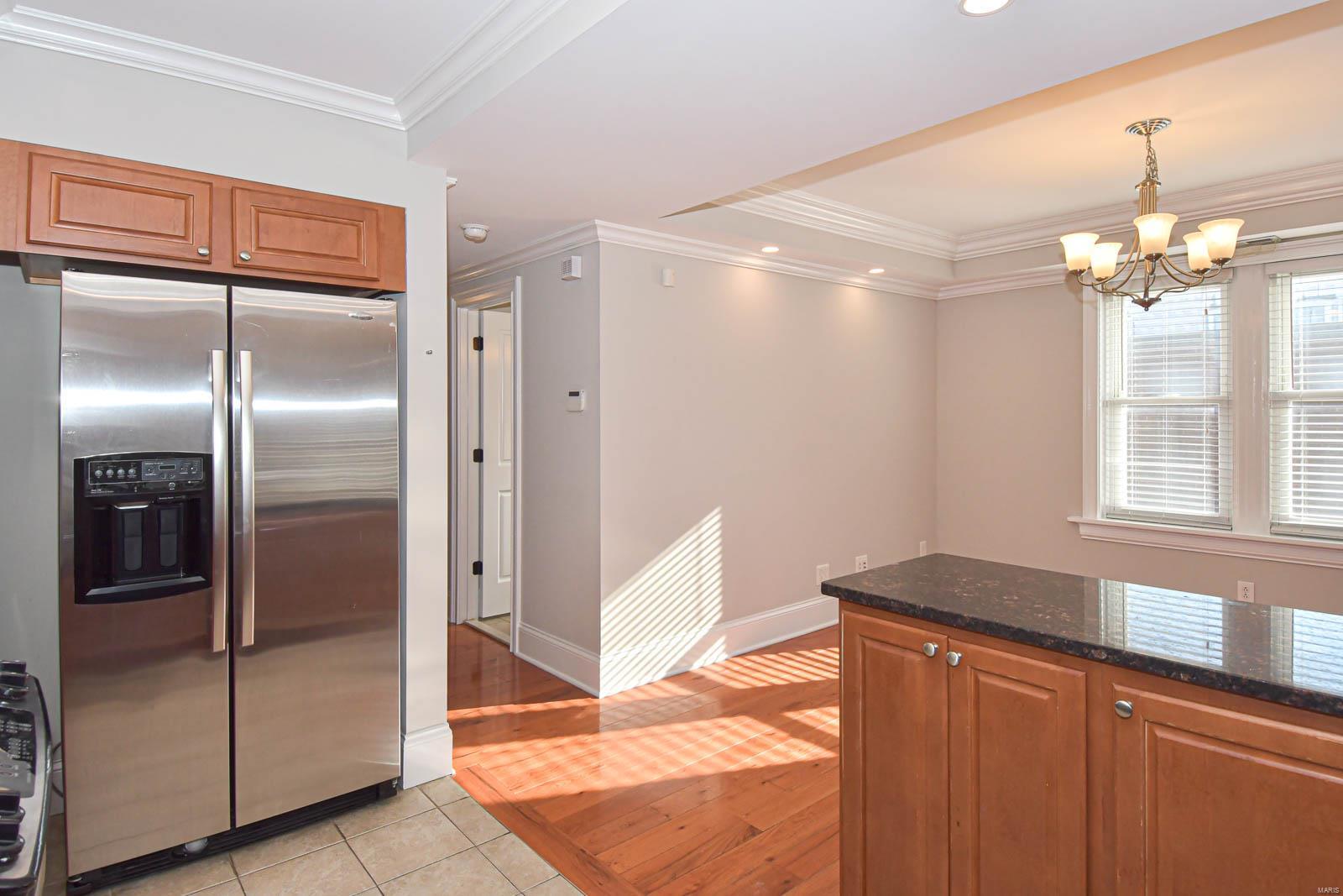 116 N Central Unit: 1S