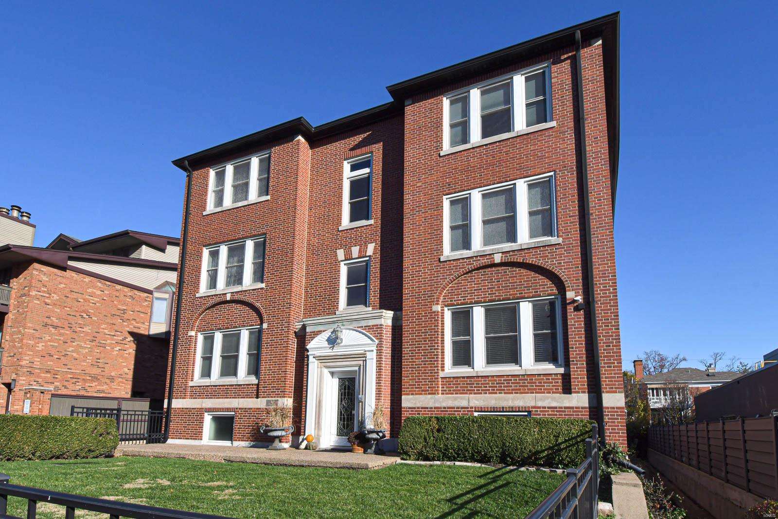 116 N Central Unit: 1S