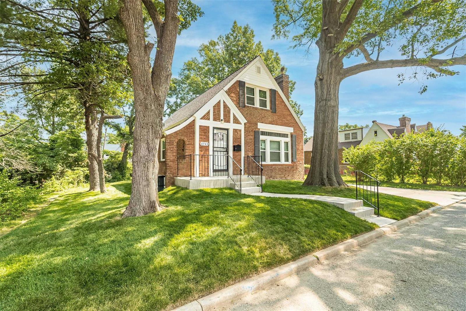 6743 Charlie Dooley Drive