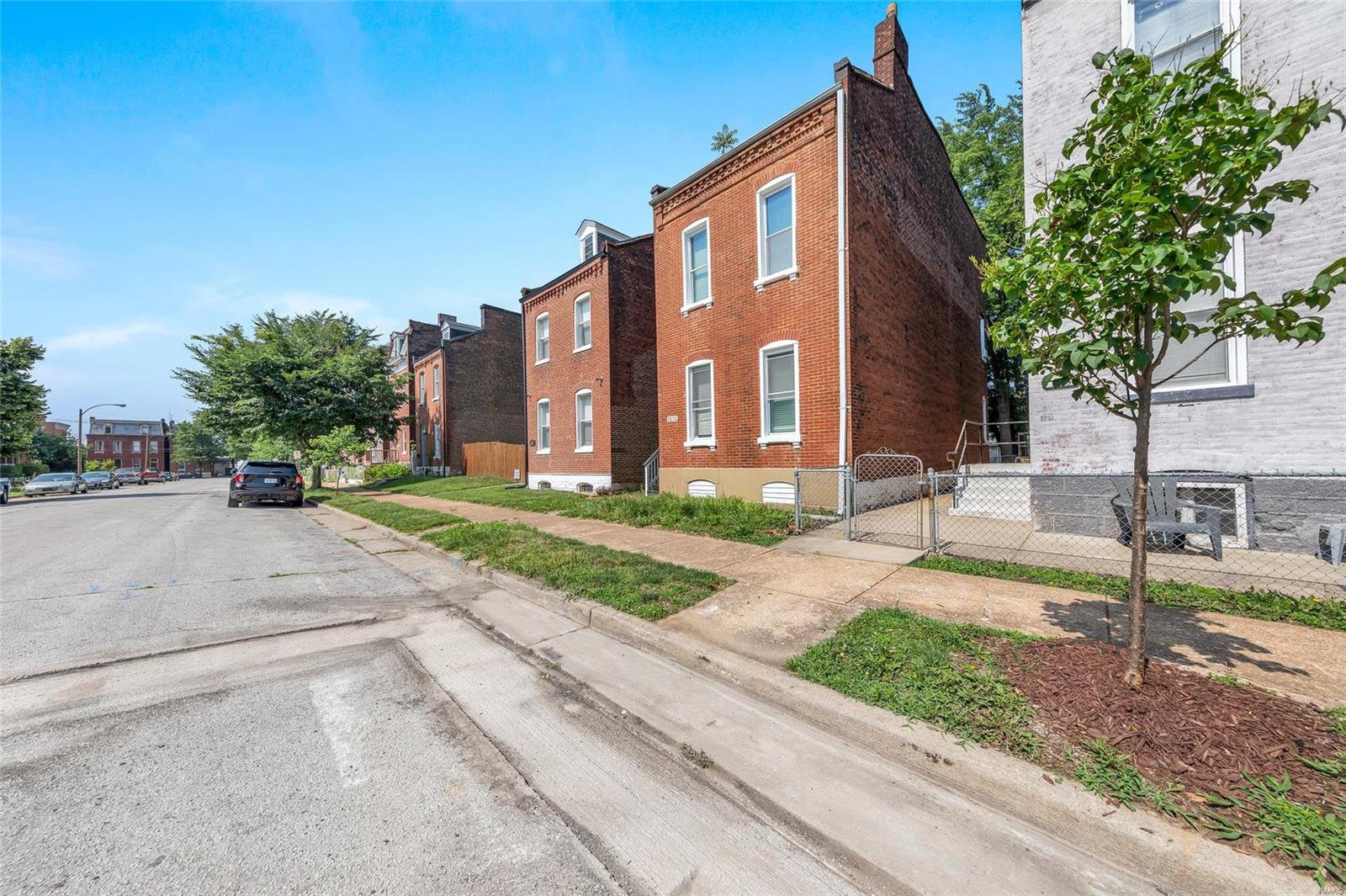 2235 Missouri Avenue