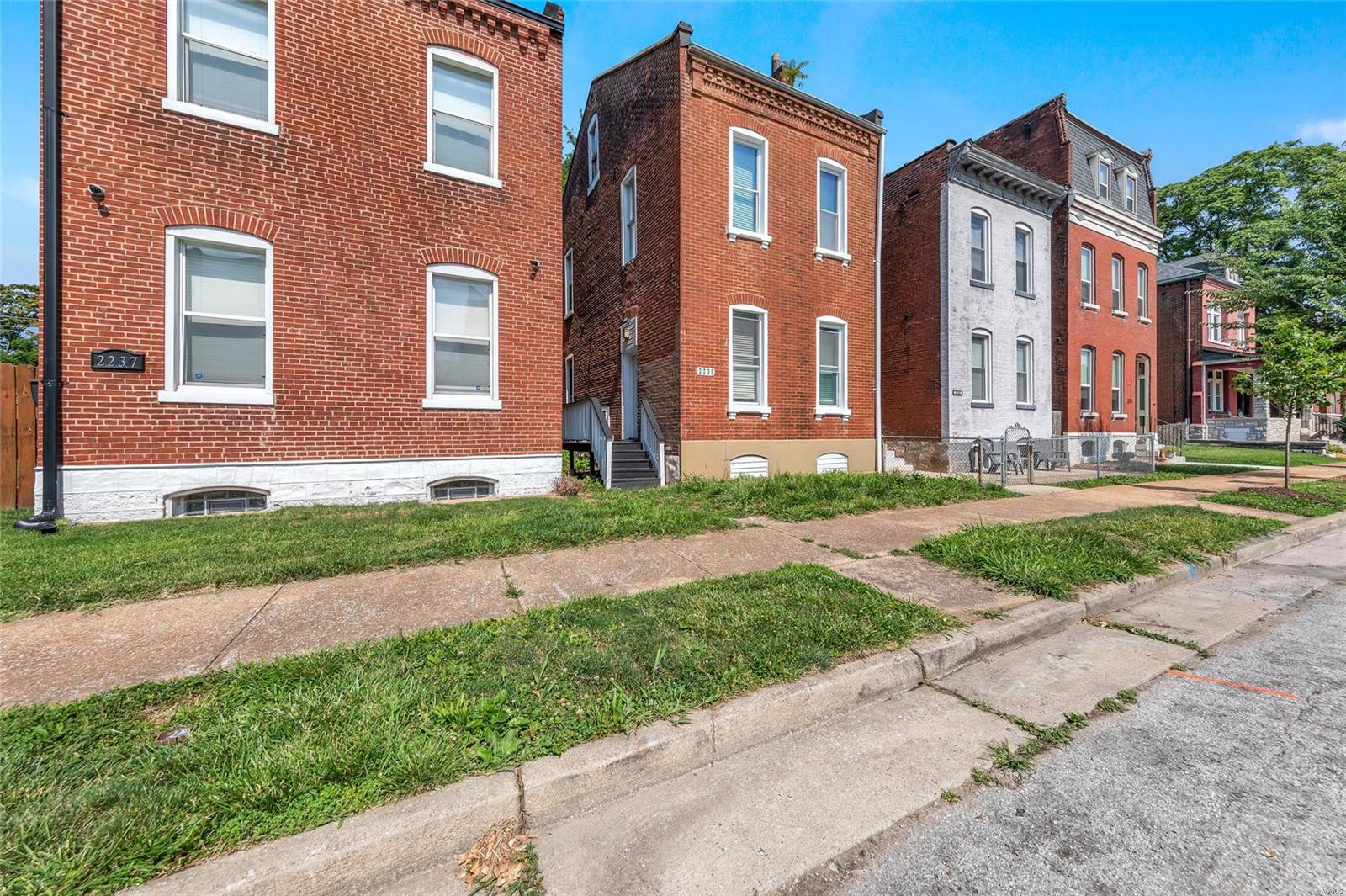 2235 Missouri Avenue