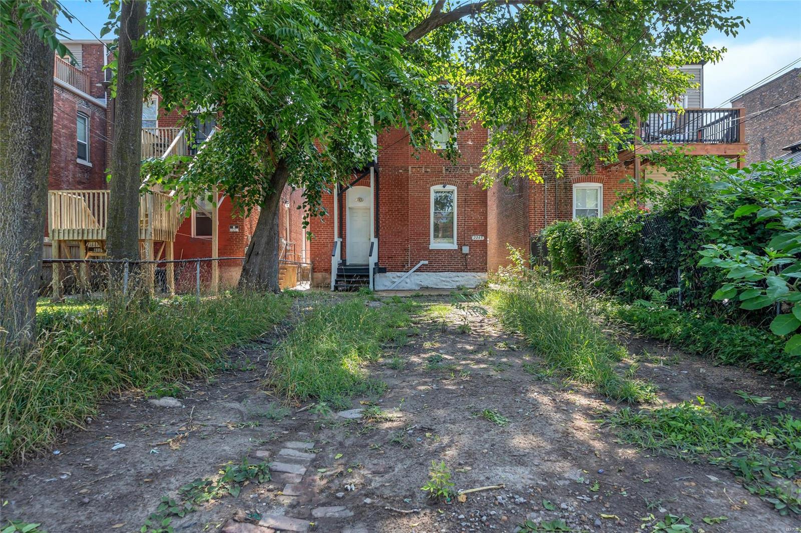 2235 Missouri Avenue