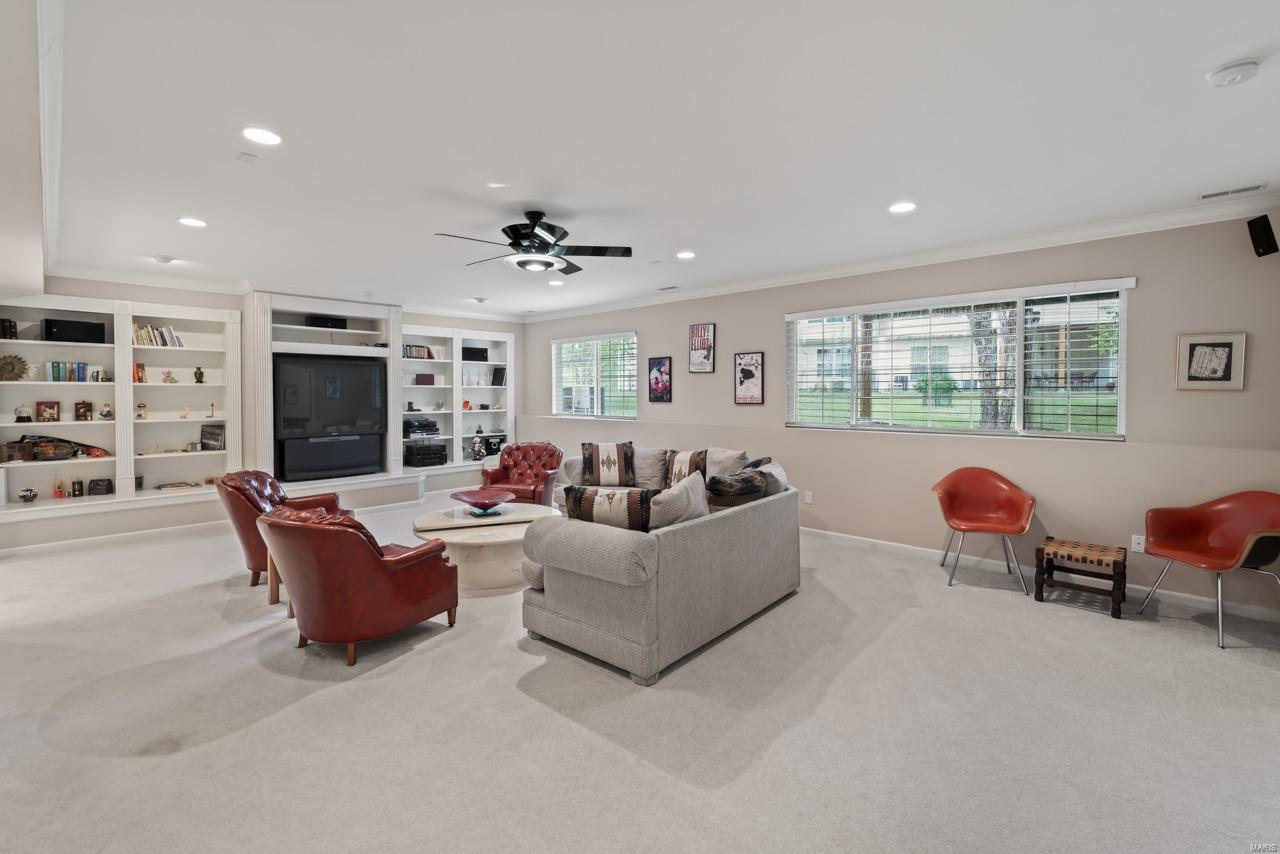 313 Solar Terrace Court