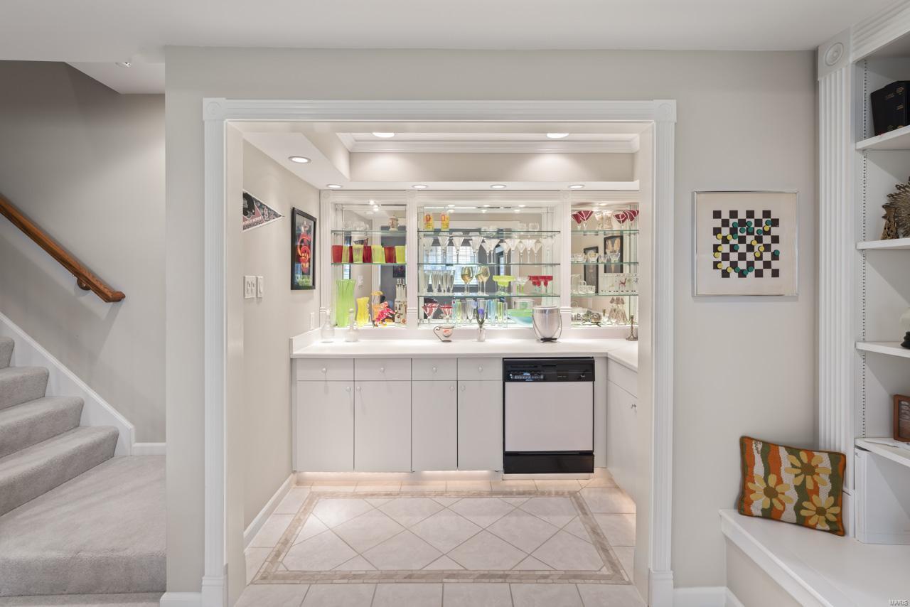 313 Solar Terrace Court