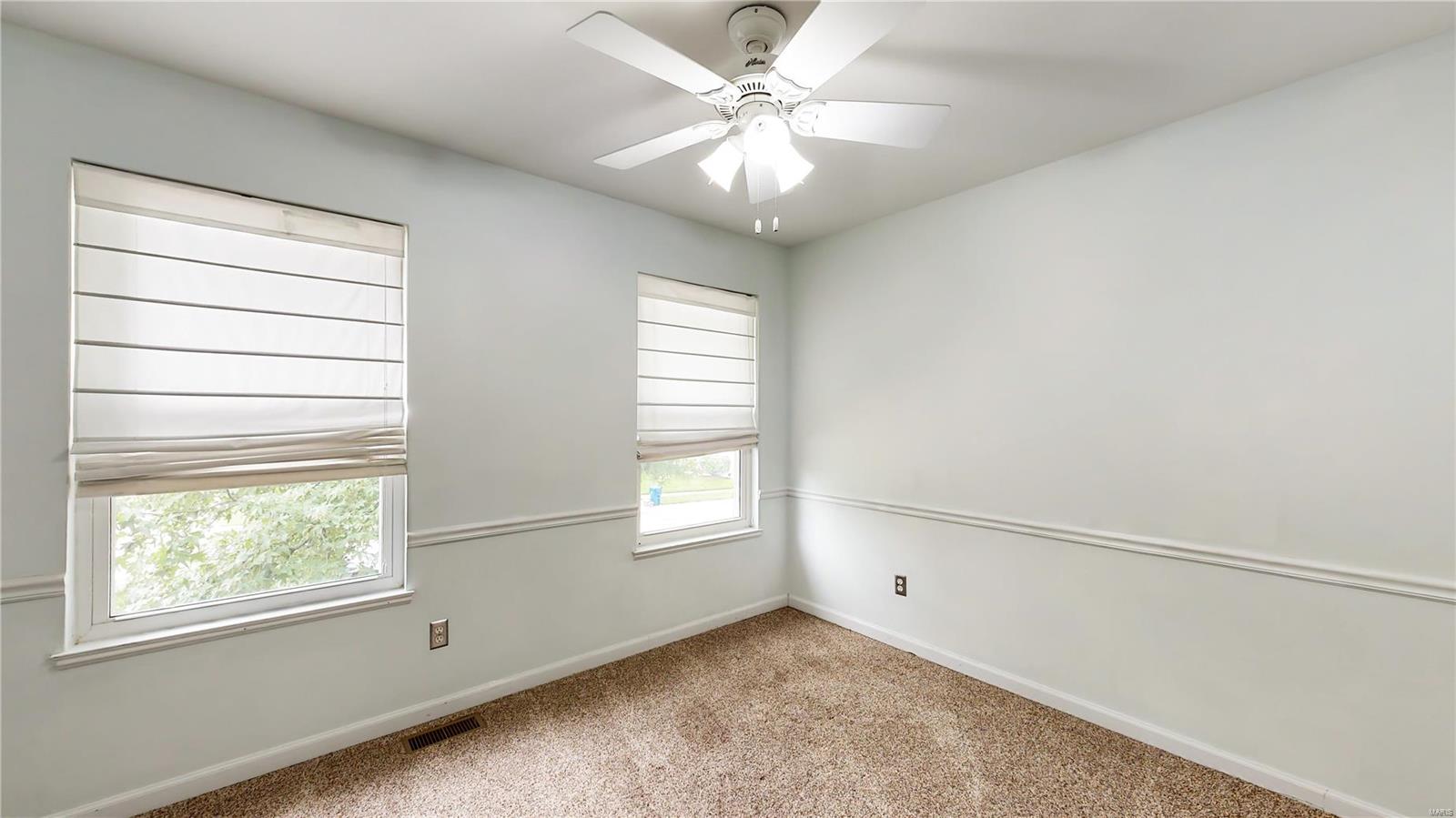 901 Oakwood Farms Lane