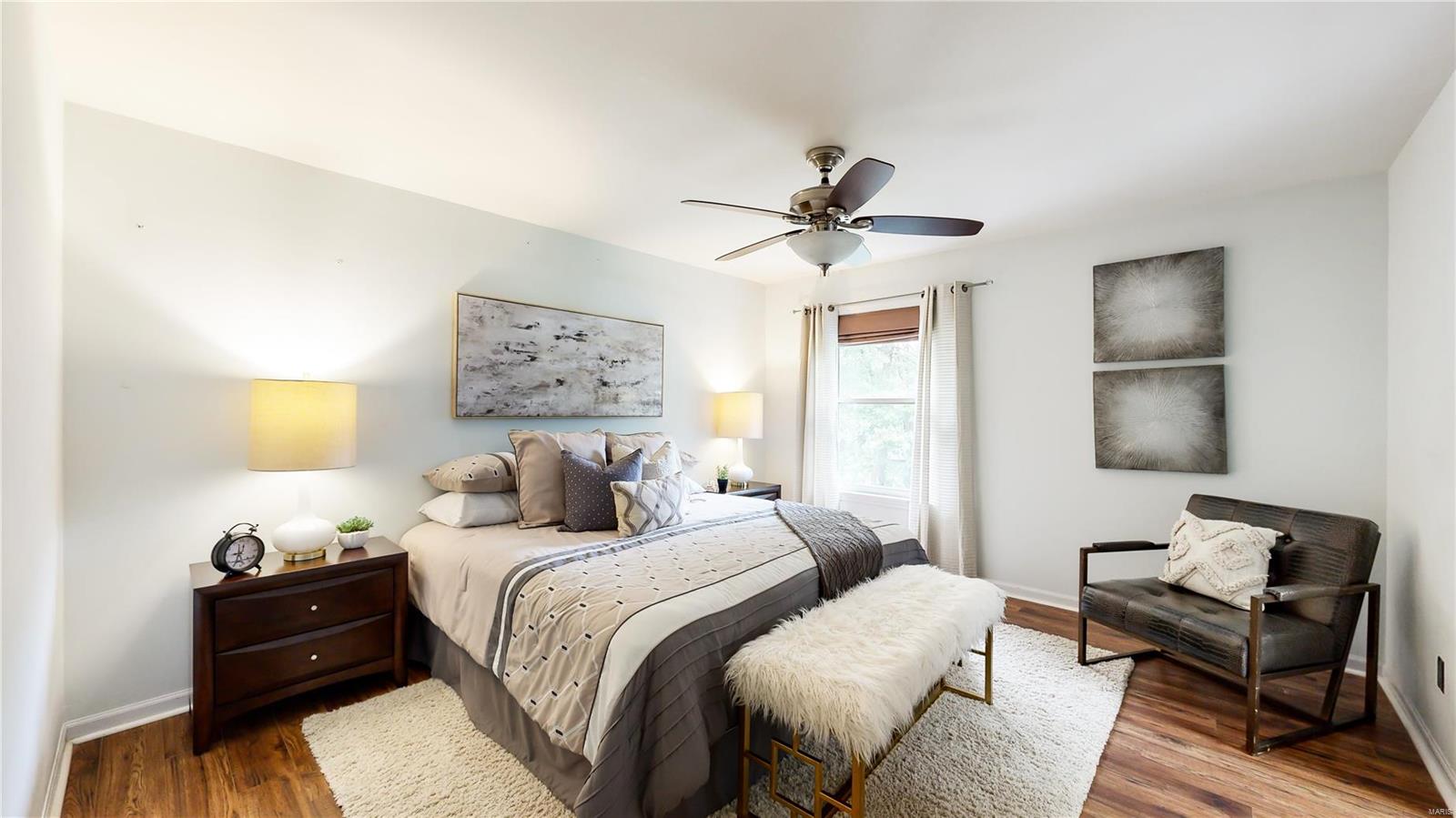 901 Oakwood Farms Lane