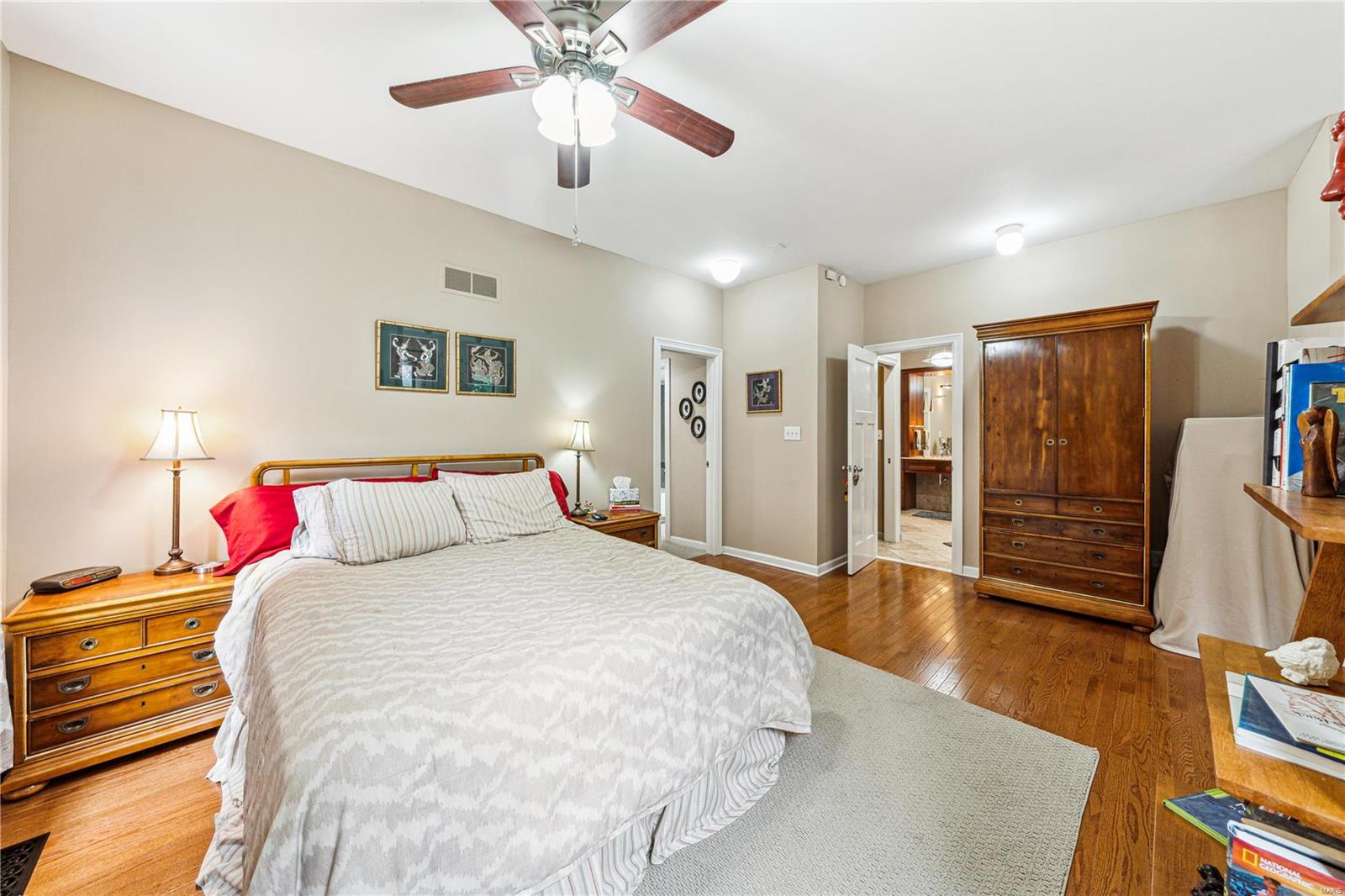 5367 Pershing Avenue Unit: 1