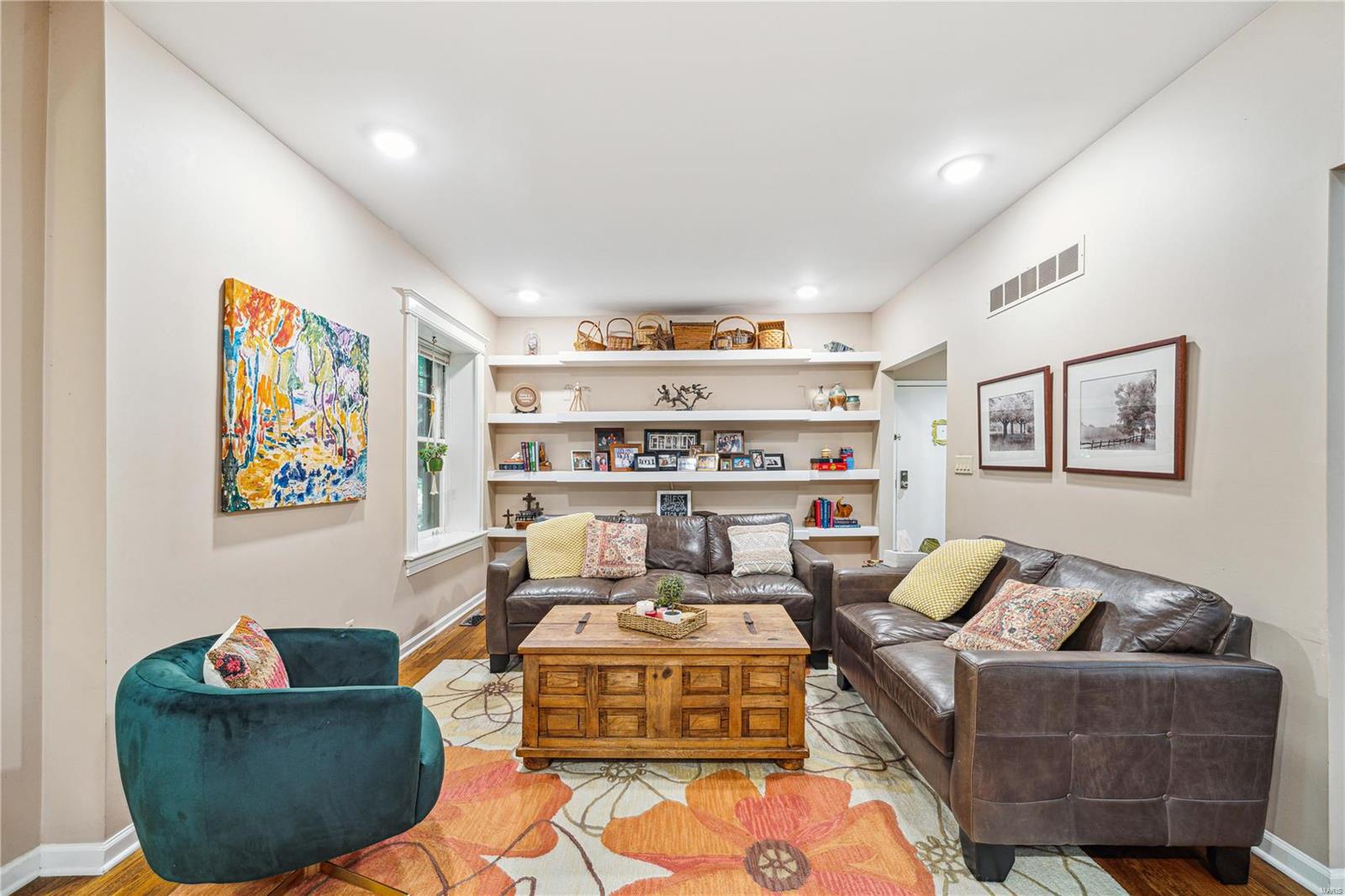 5367 Pershing Avenue Unit: 1