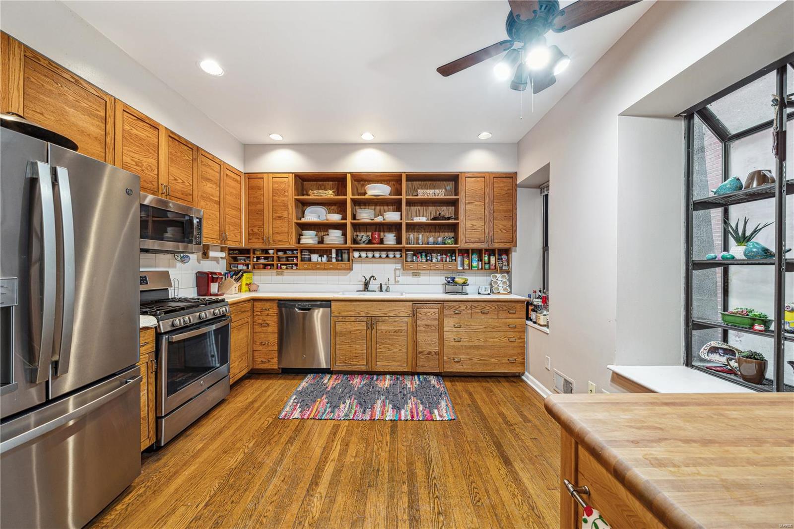 5367 Pershing Avenue Unit: 1