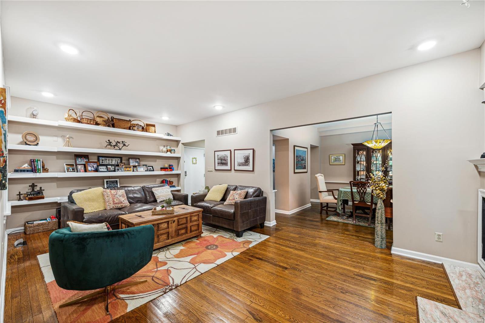 5367 Pershing Avenue Unit: 1