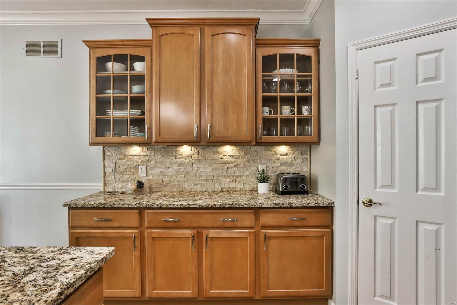 1000 Summersweet Drive