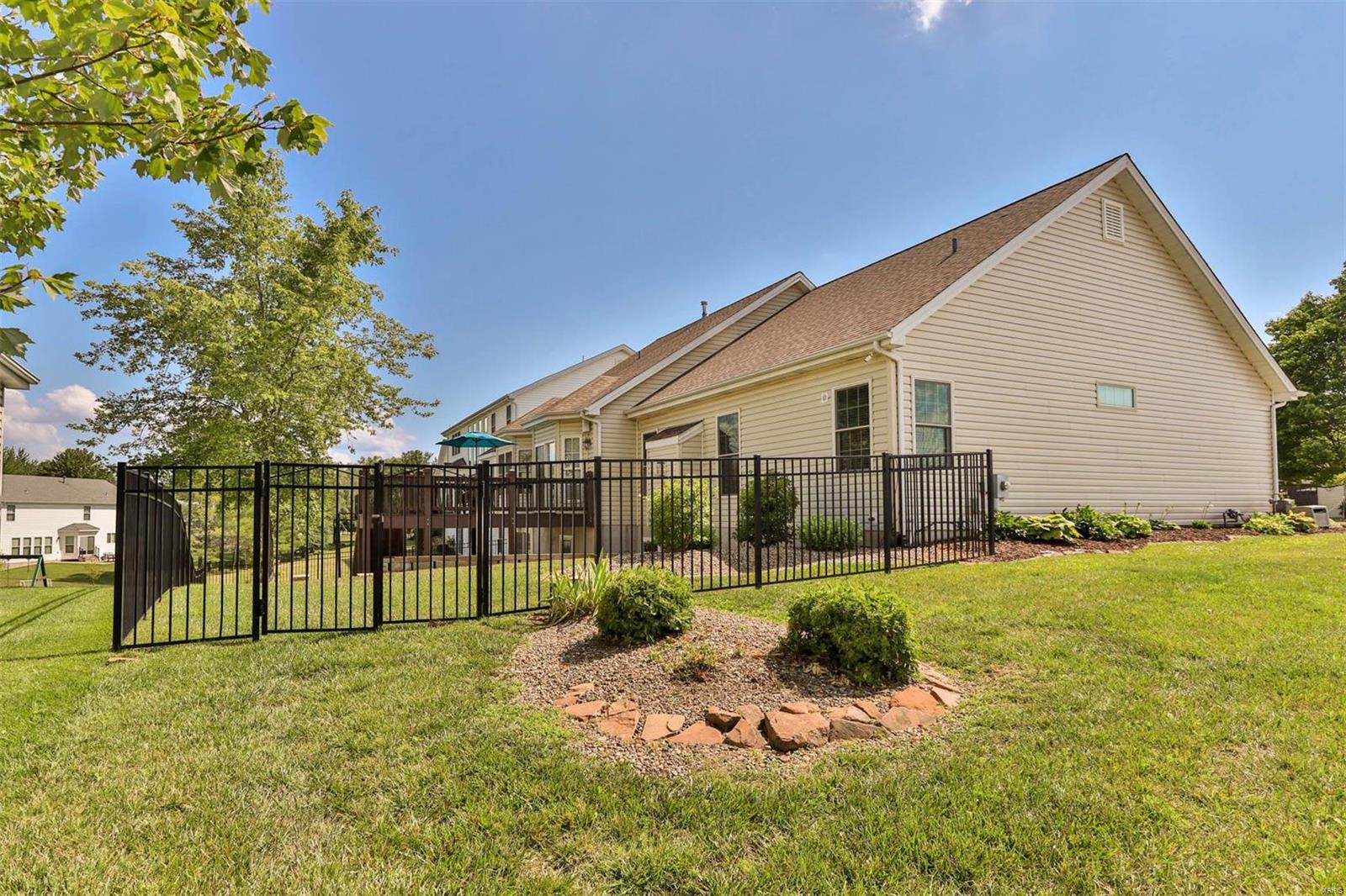 1000 Summersweet Drive